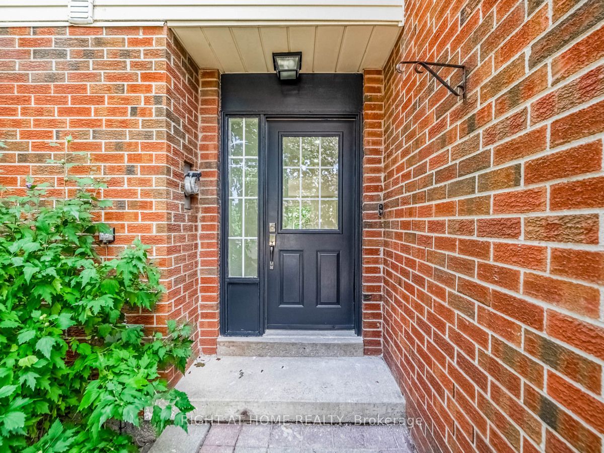 2273 Munn's Avenue