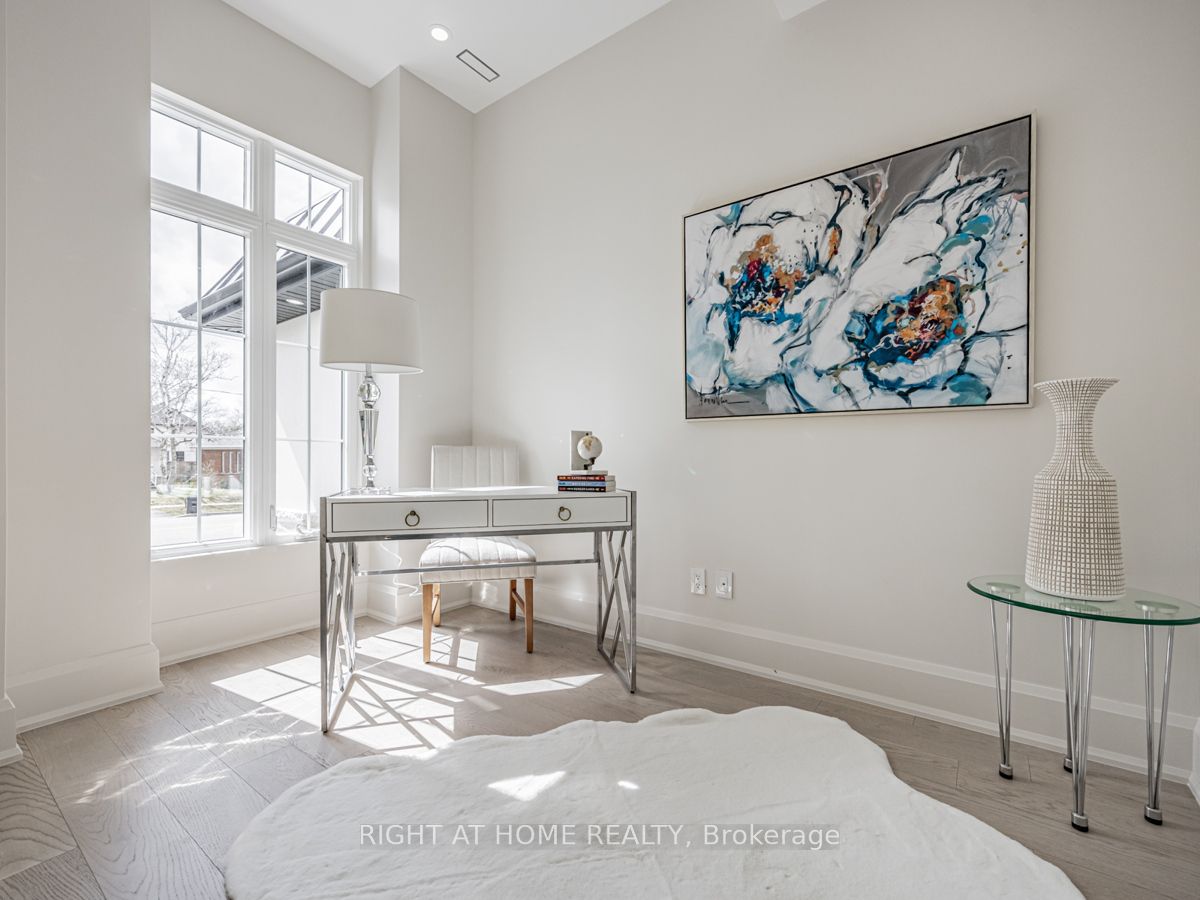 227 Renforth Drive