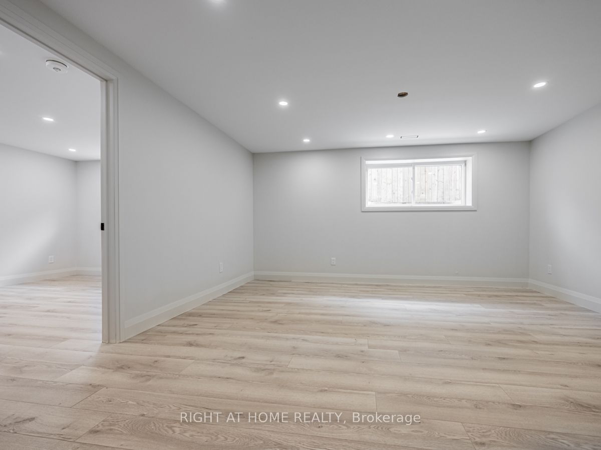 227 Renforth Drive