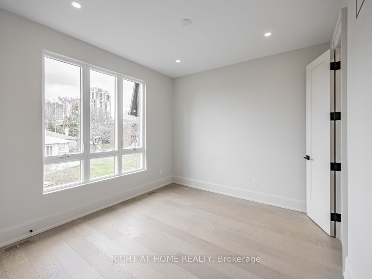 227 Renforth Drive