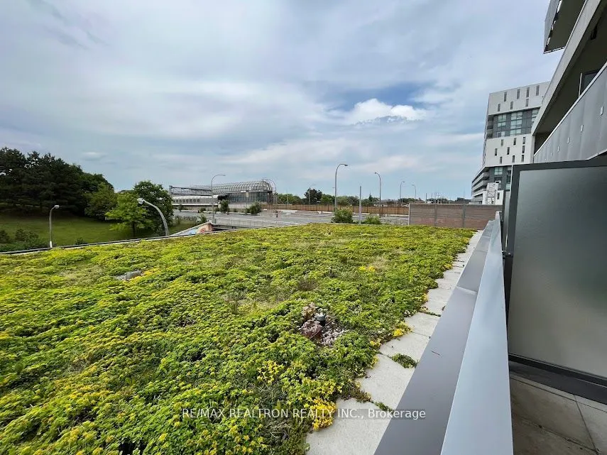 160 Flemington Road, #307