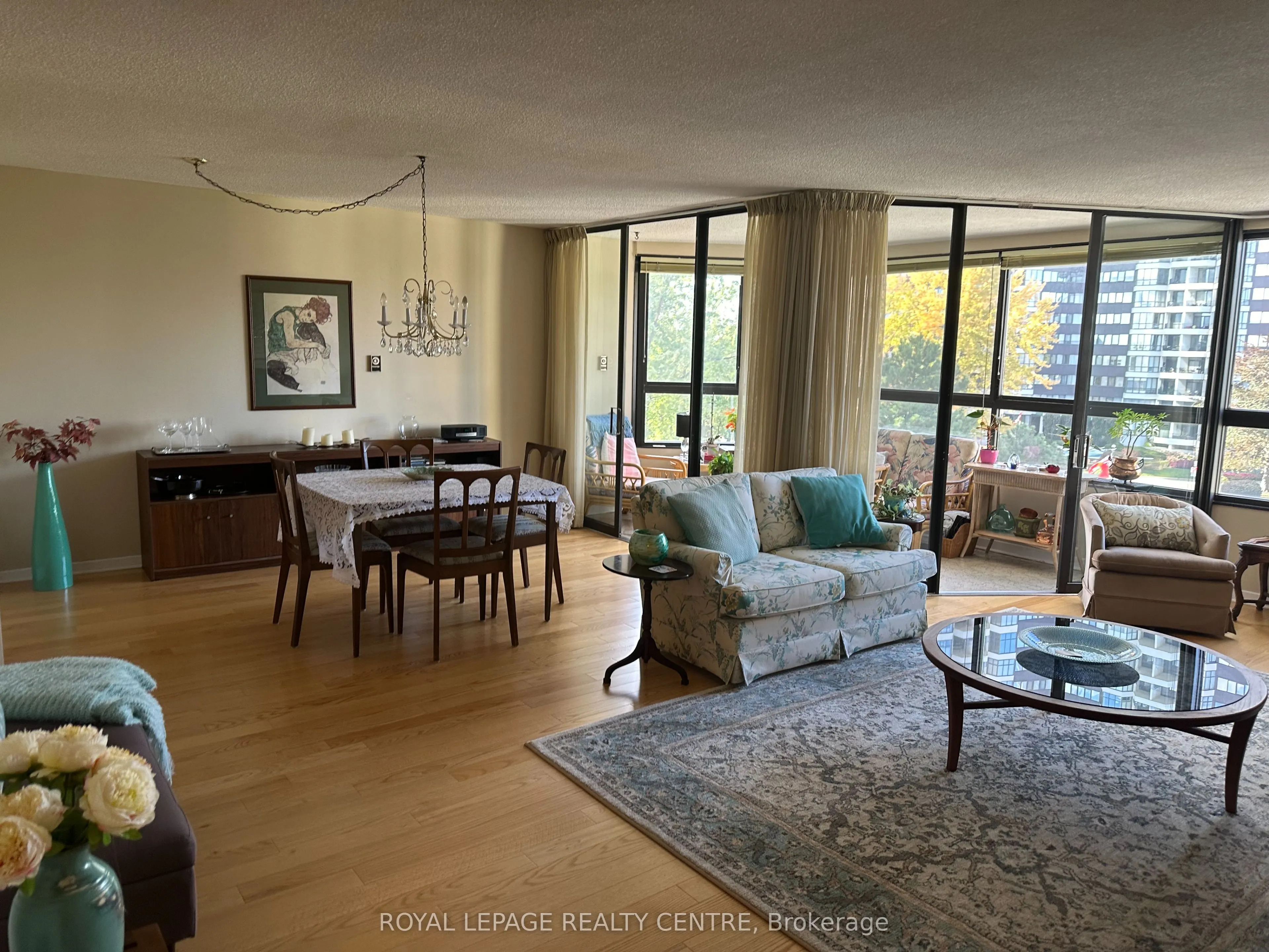 1300 Bloor Street #509