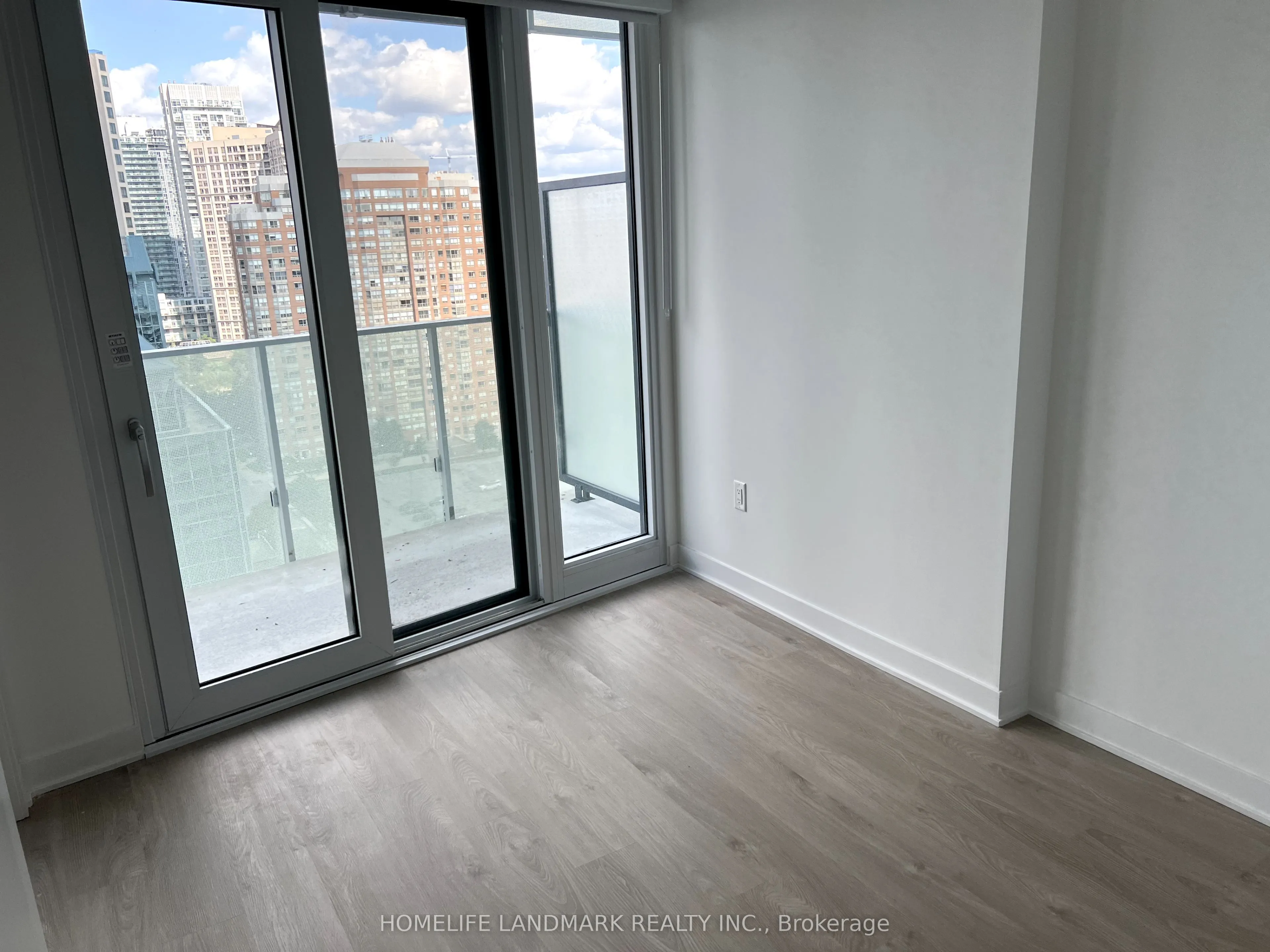 3900 Confederation Parkway, #1501