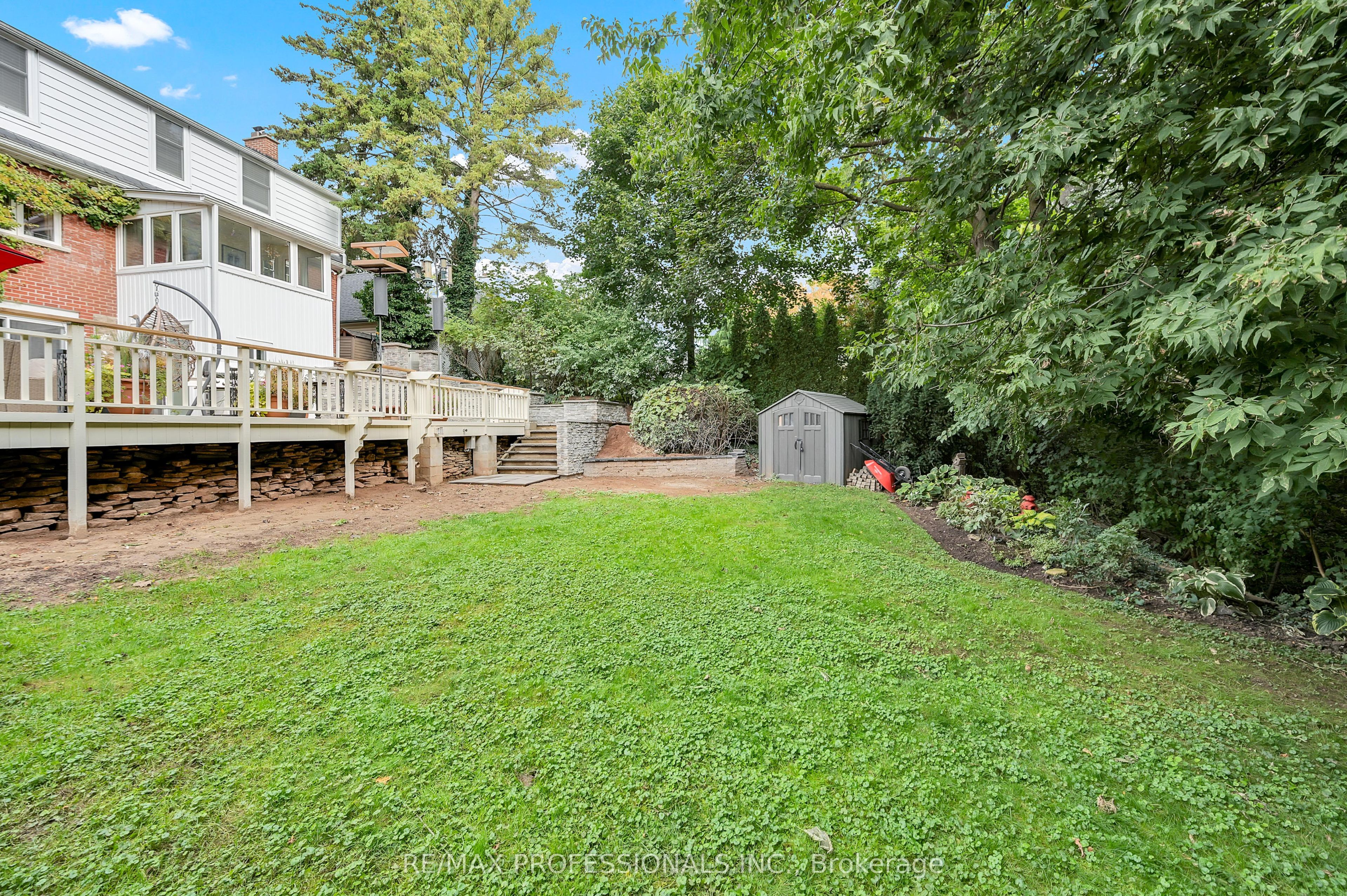 80 Townsend Avenue