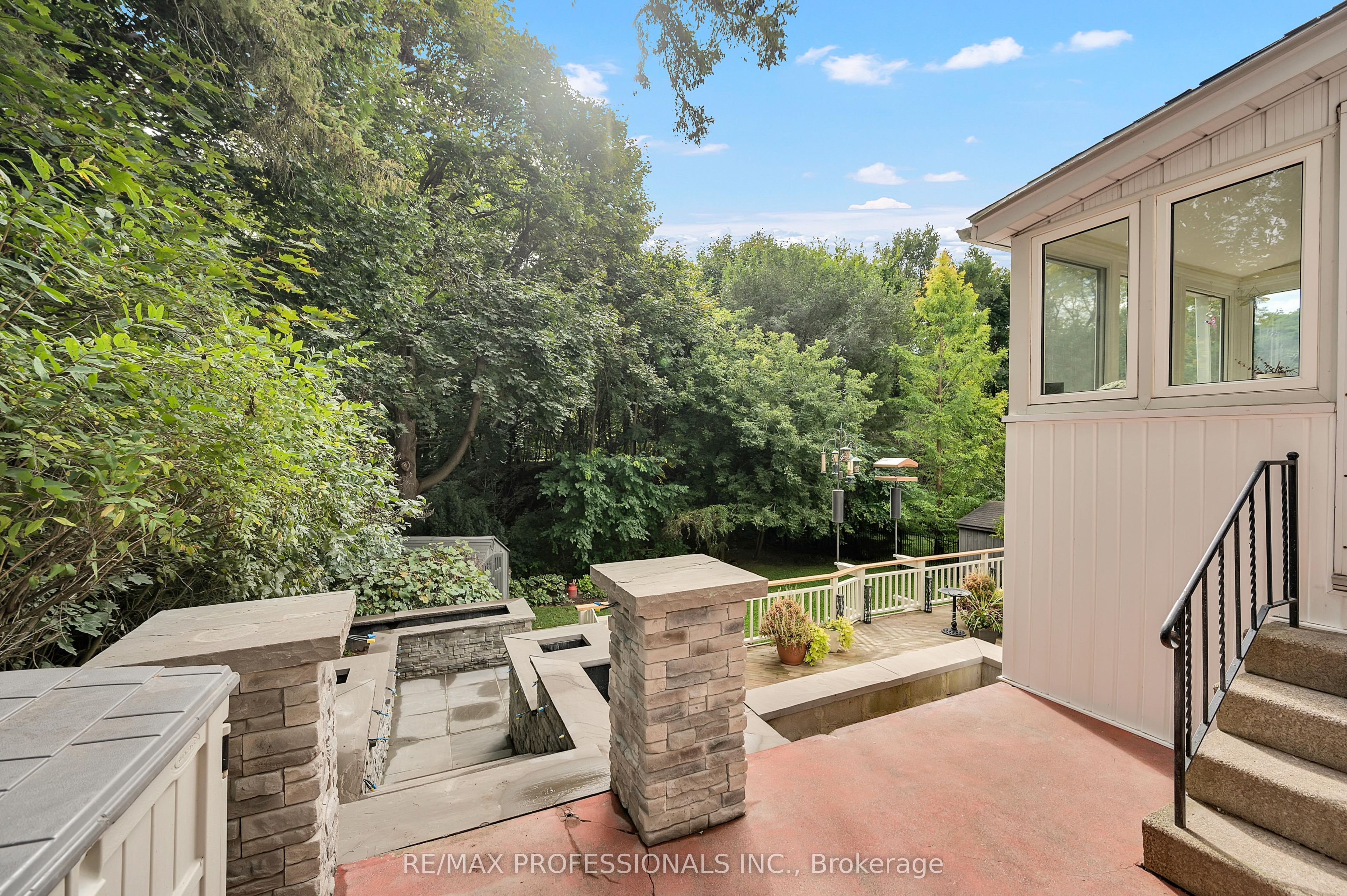 80 Townsend Avenue