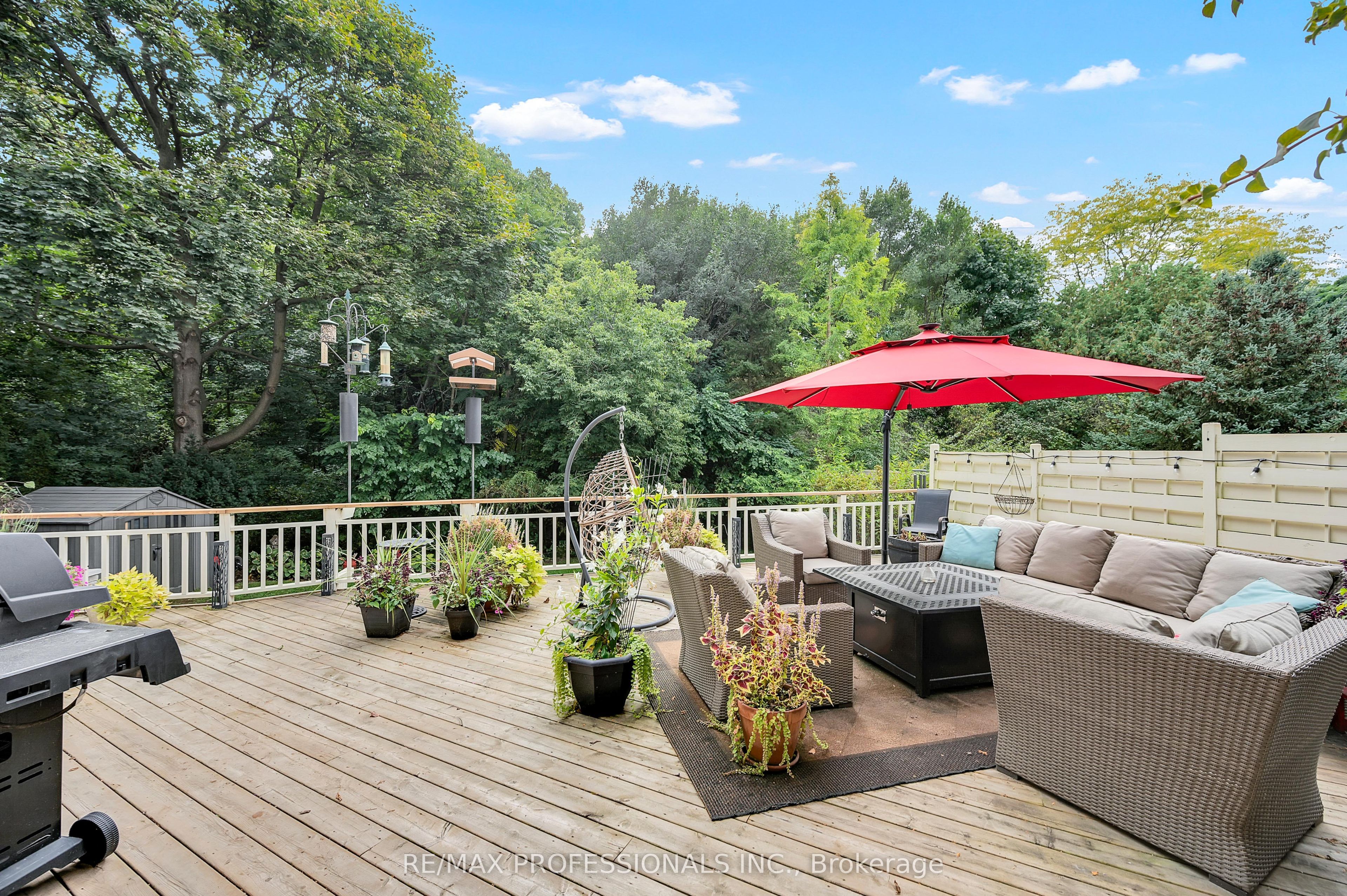 80 Townsend Avenue