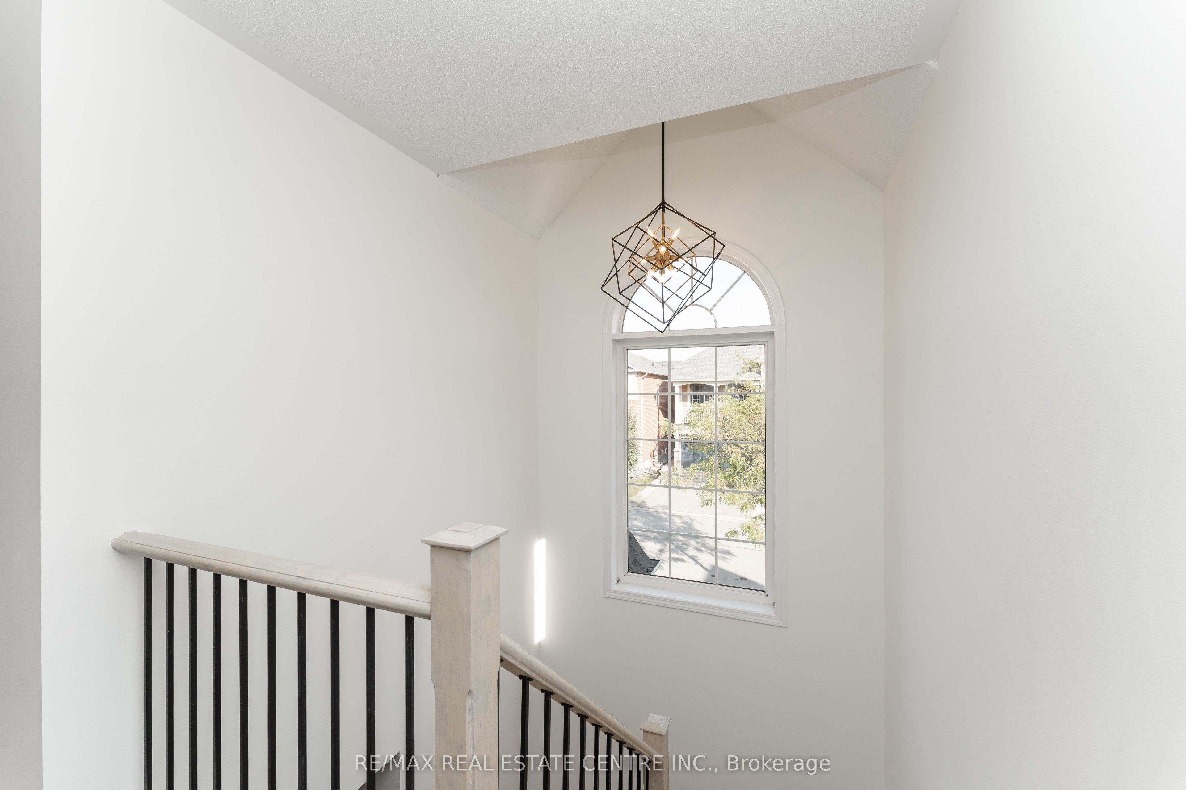 648 Snider Terrace