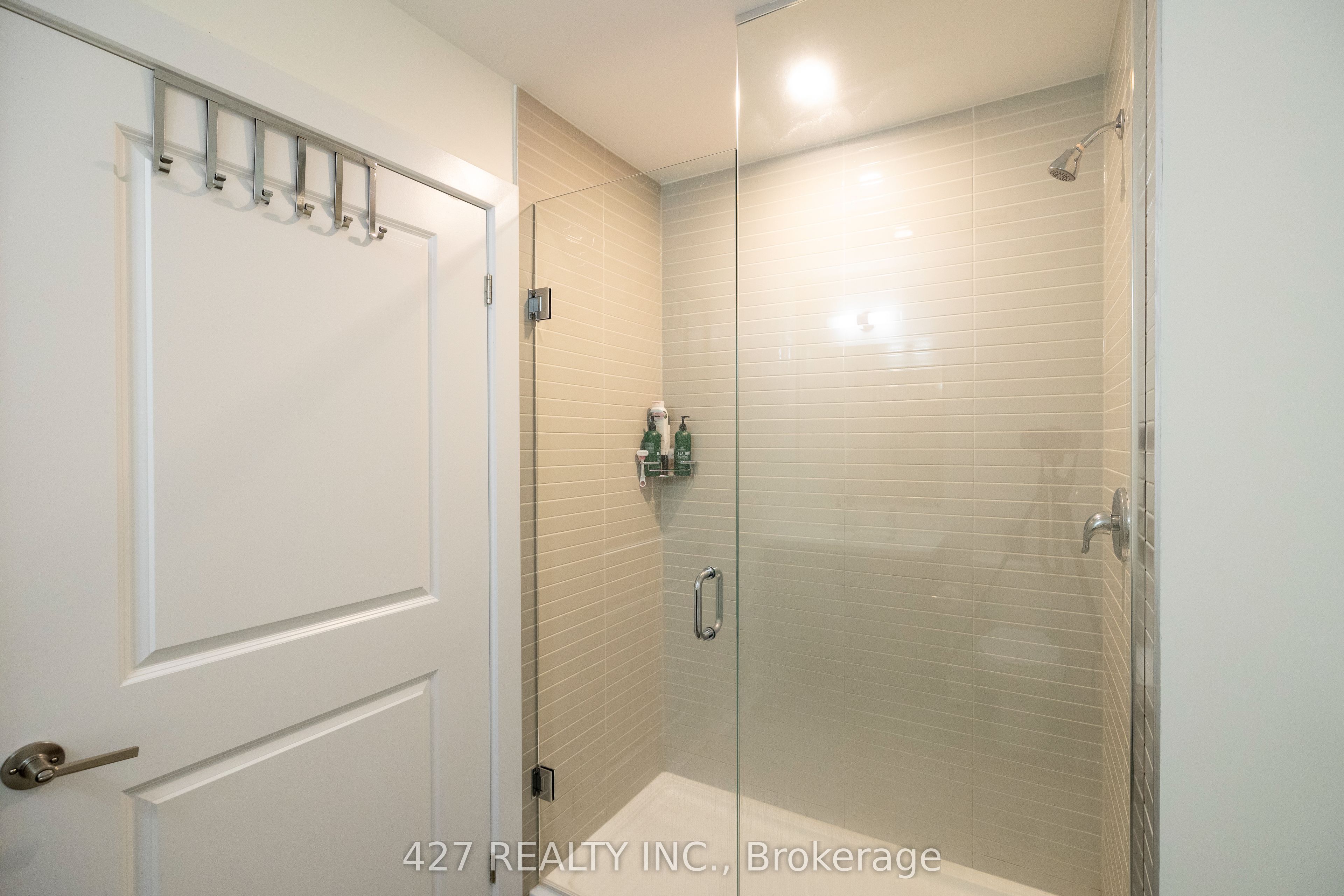 3220 William Coltson Ave Avenue E #302