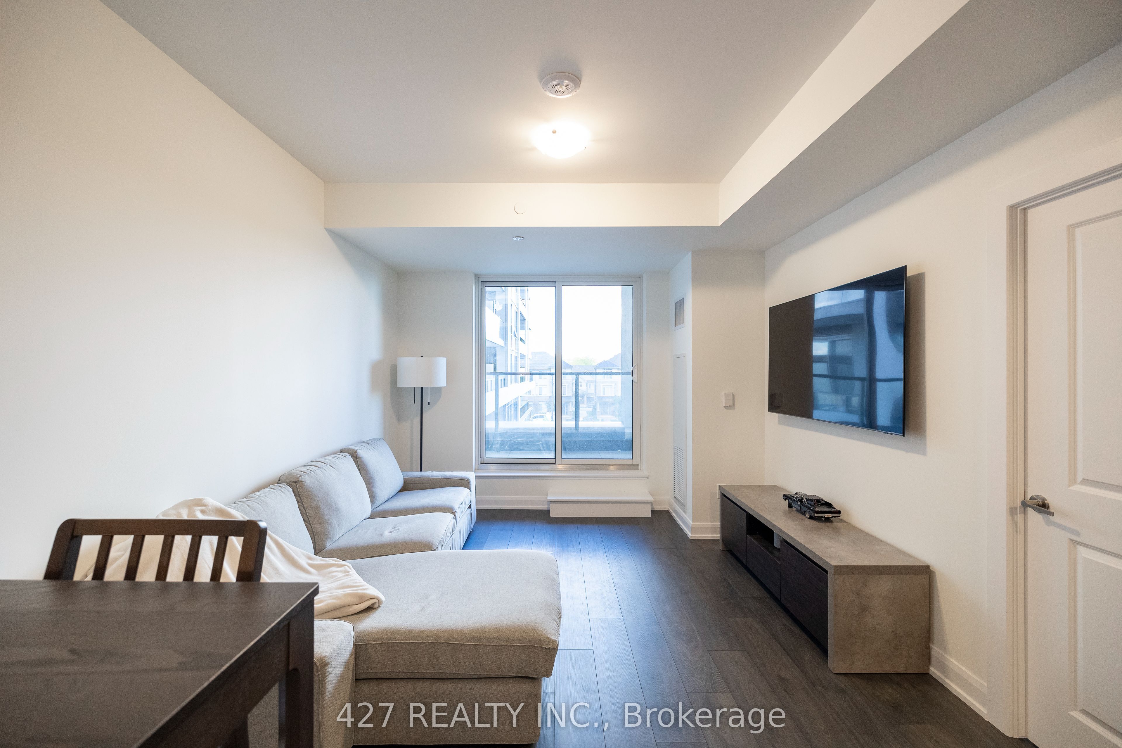 3220 William Coltson Ave Avenue E #302