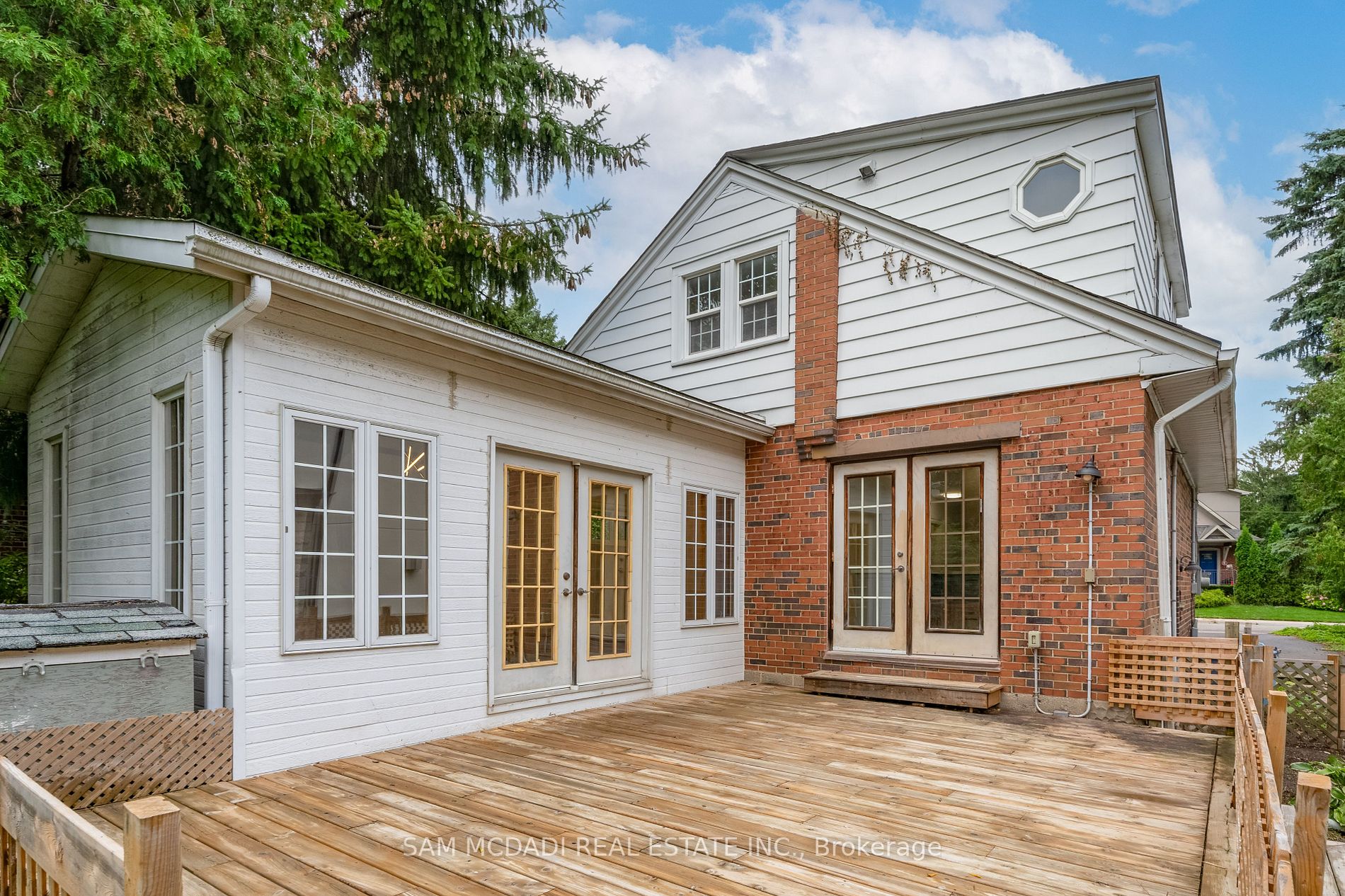 8 Wesley Crescent