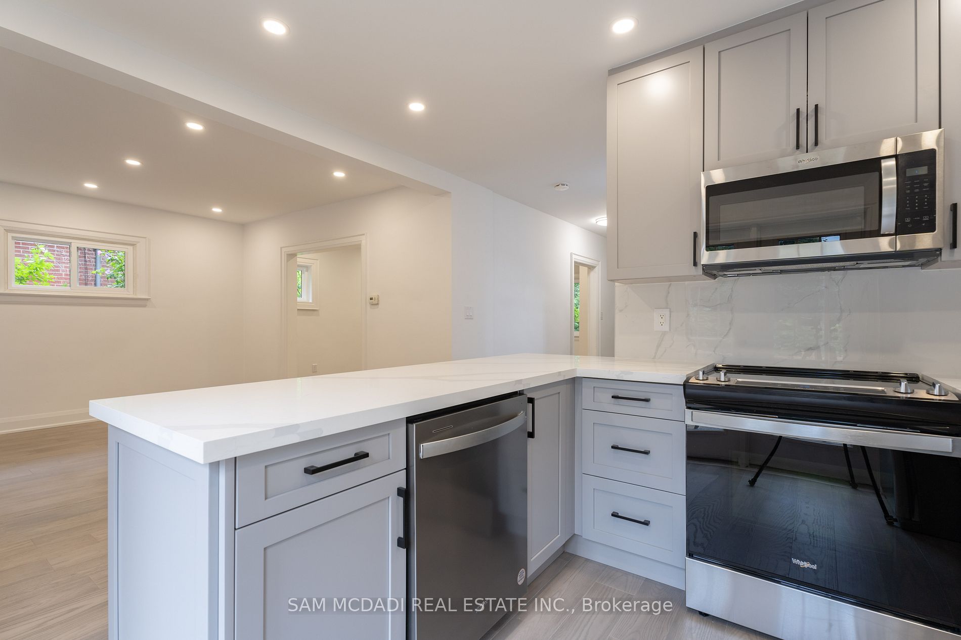 8 Wesley Crescent