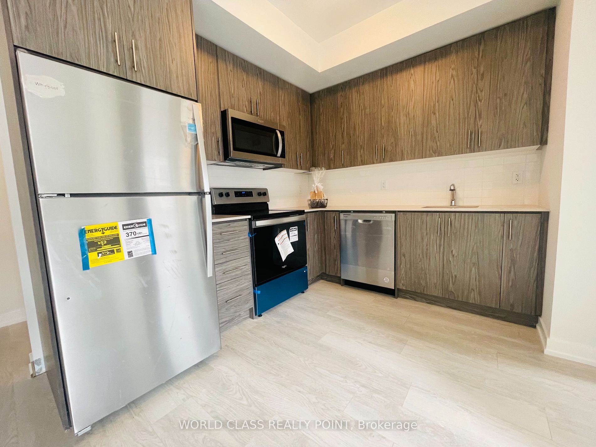 3546 Colonial Drive #25