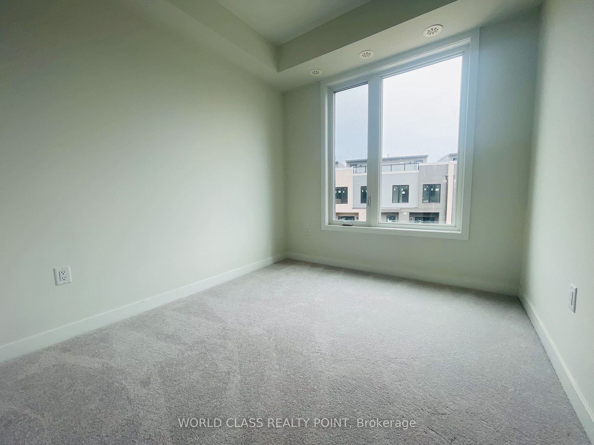 3546 Colonial Drive #25