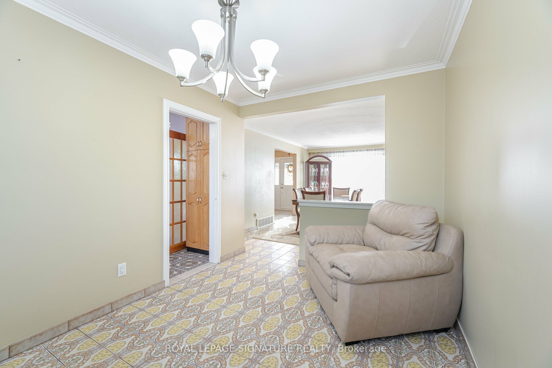 123 Treeview Drive