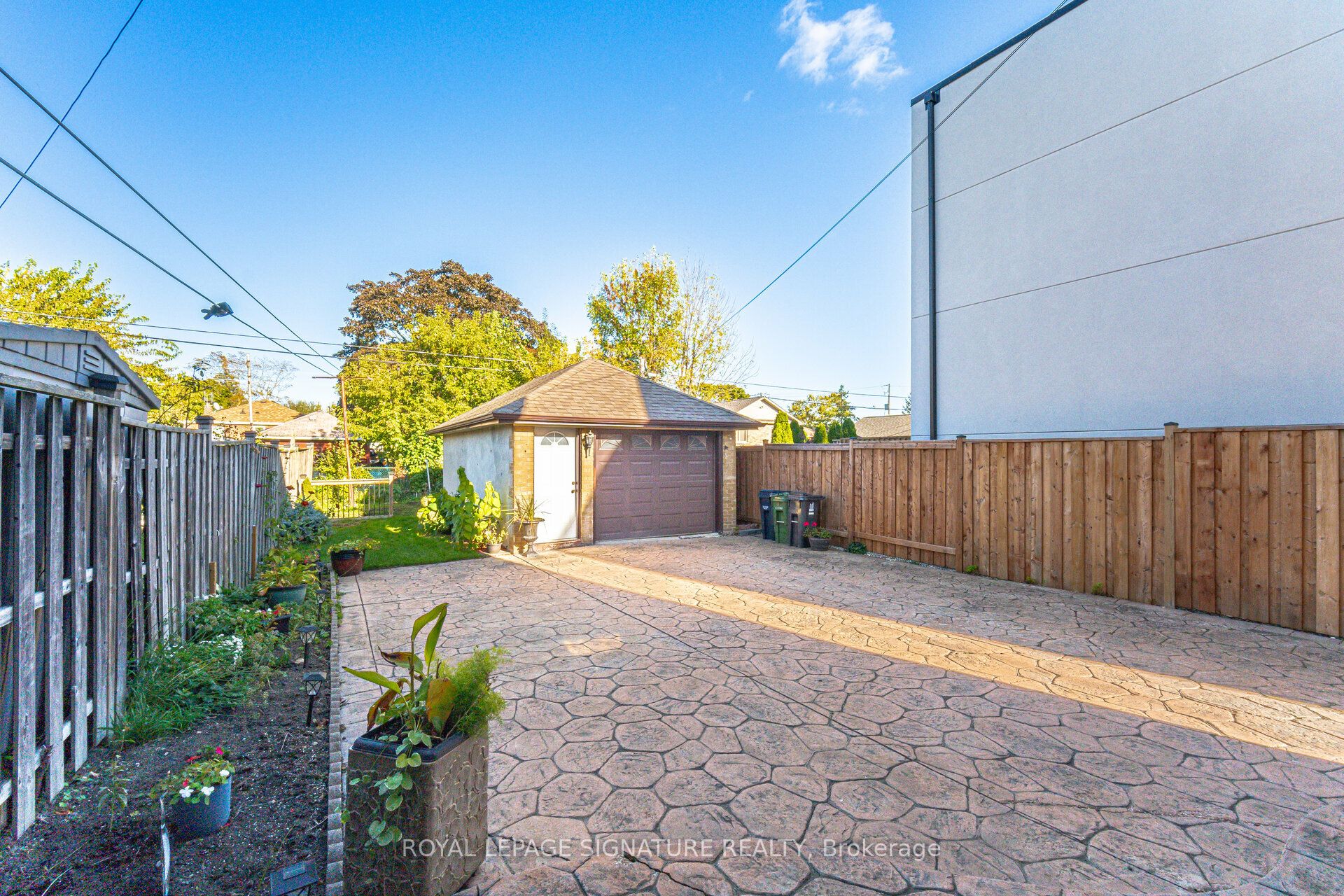 123 Treeview Drive