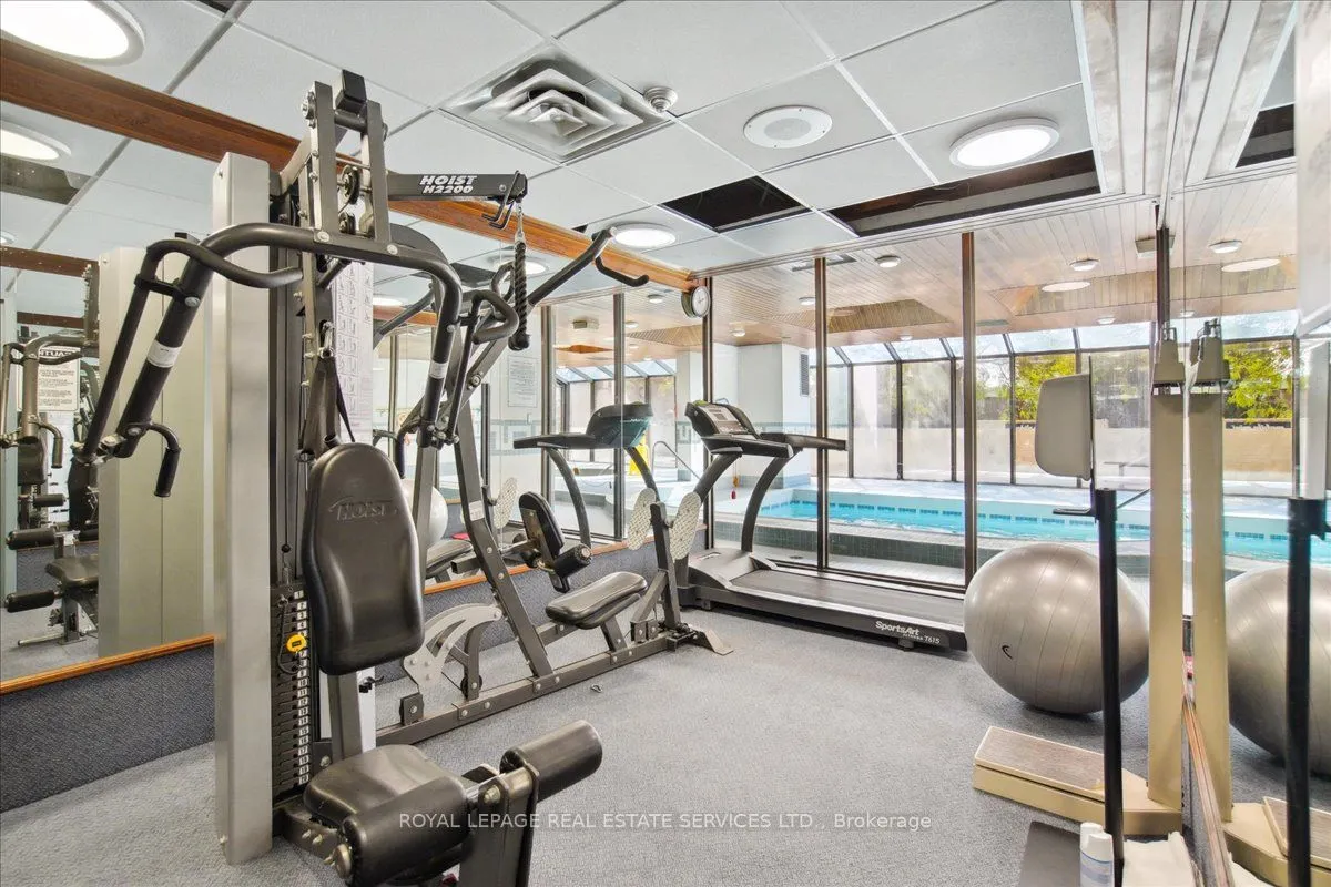 1360 Rathburn Road E, #904
