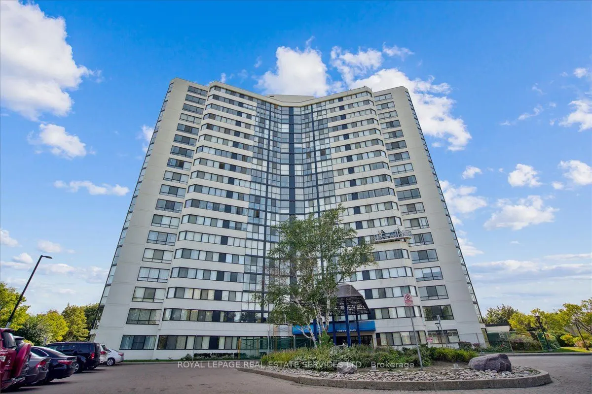 1360 Rathburn Road E, #904