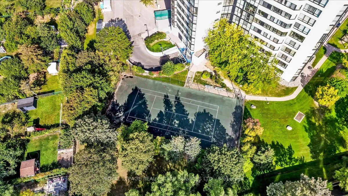 1360 Rathburn Road E, #904