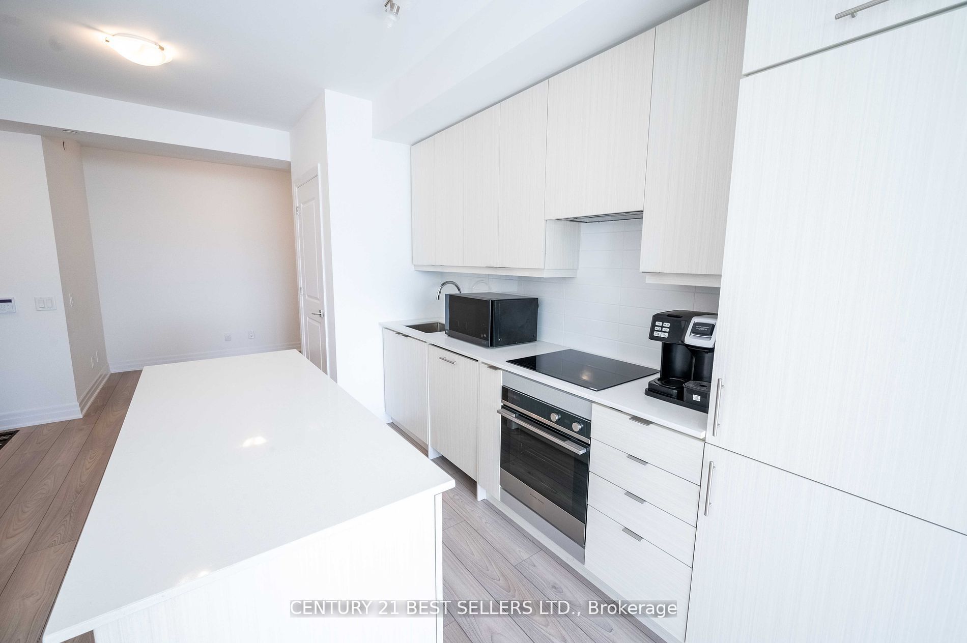 36 Elm Drive #2406