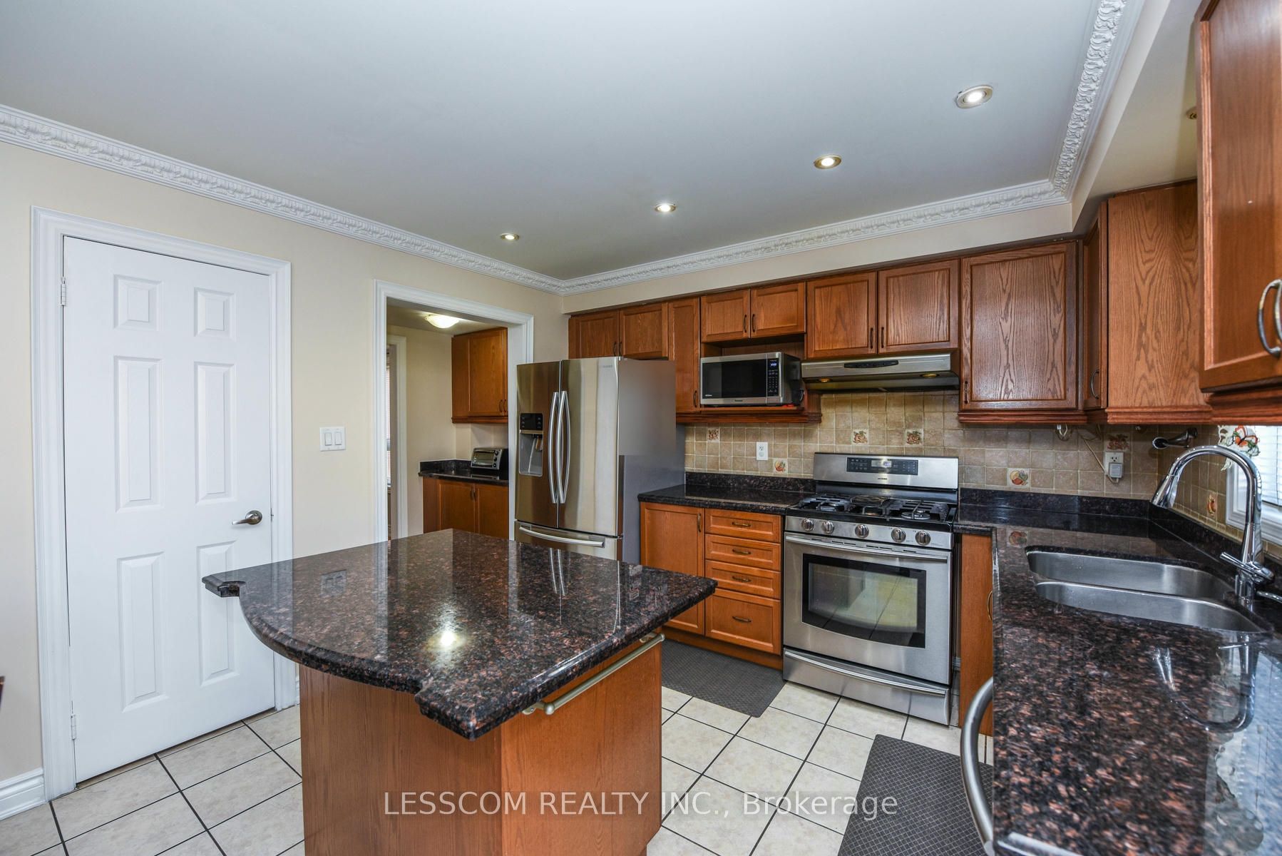 30 Fairhill Avenue