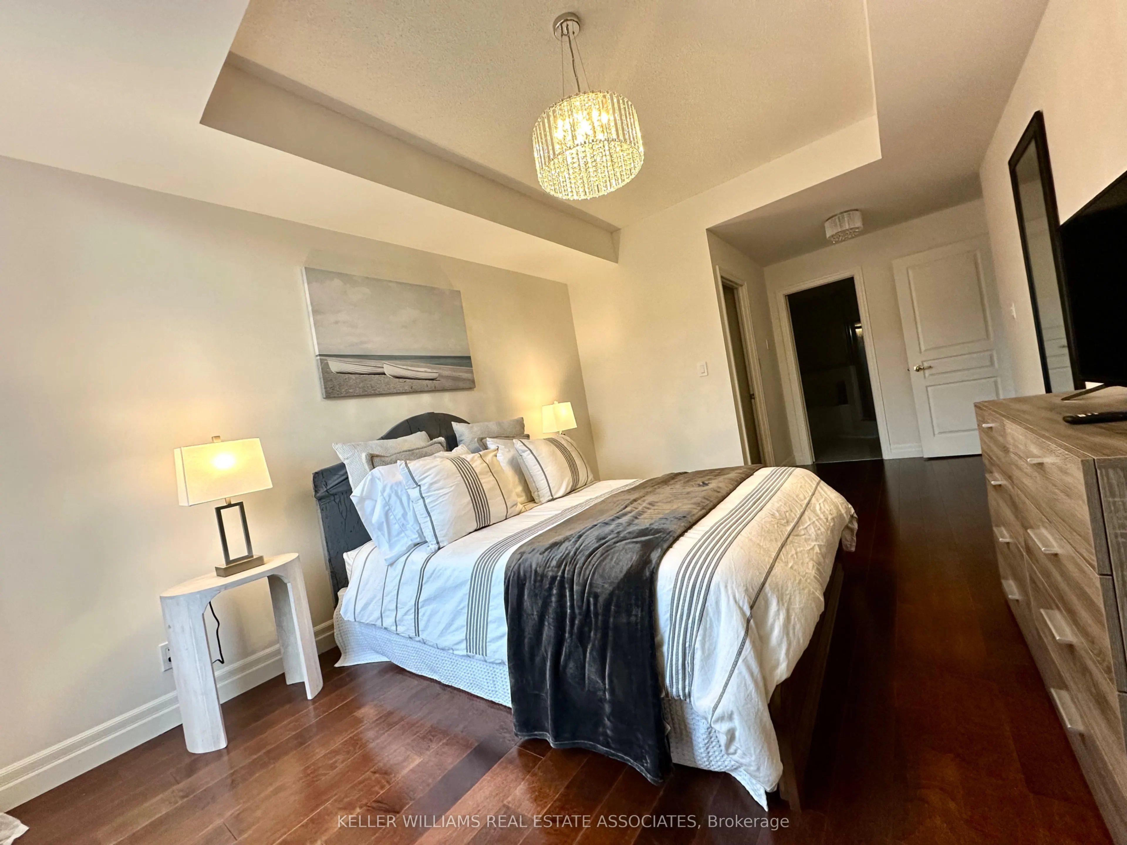 80 Port Street E, #208