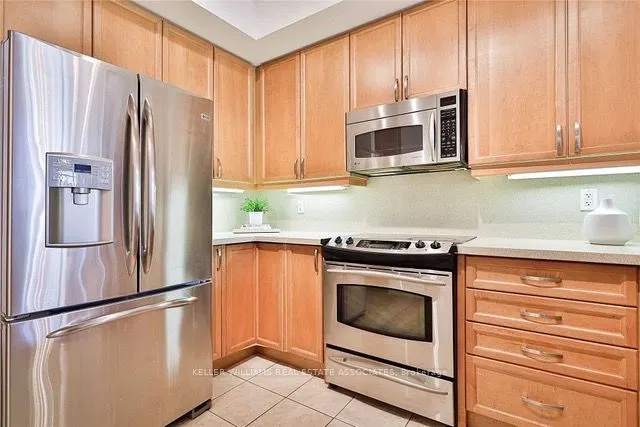 80 Port Street E, #208