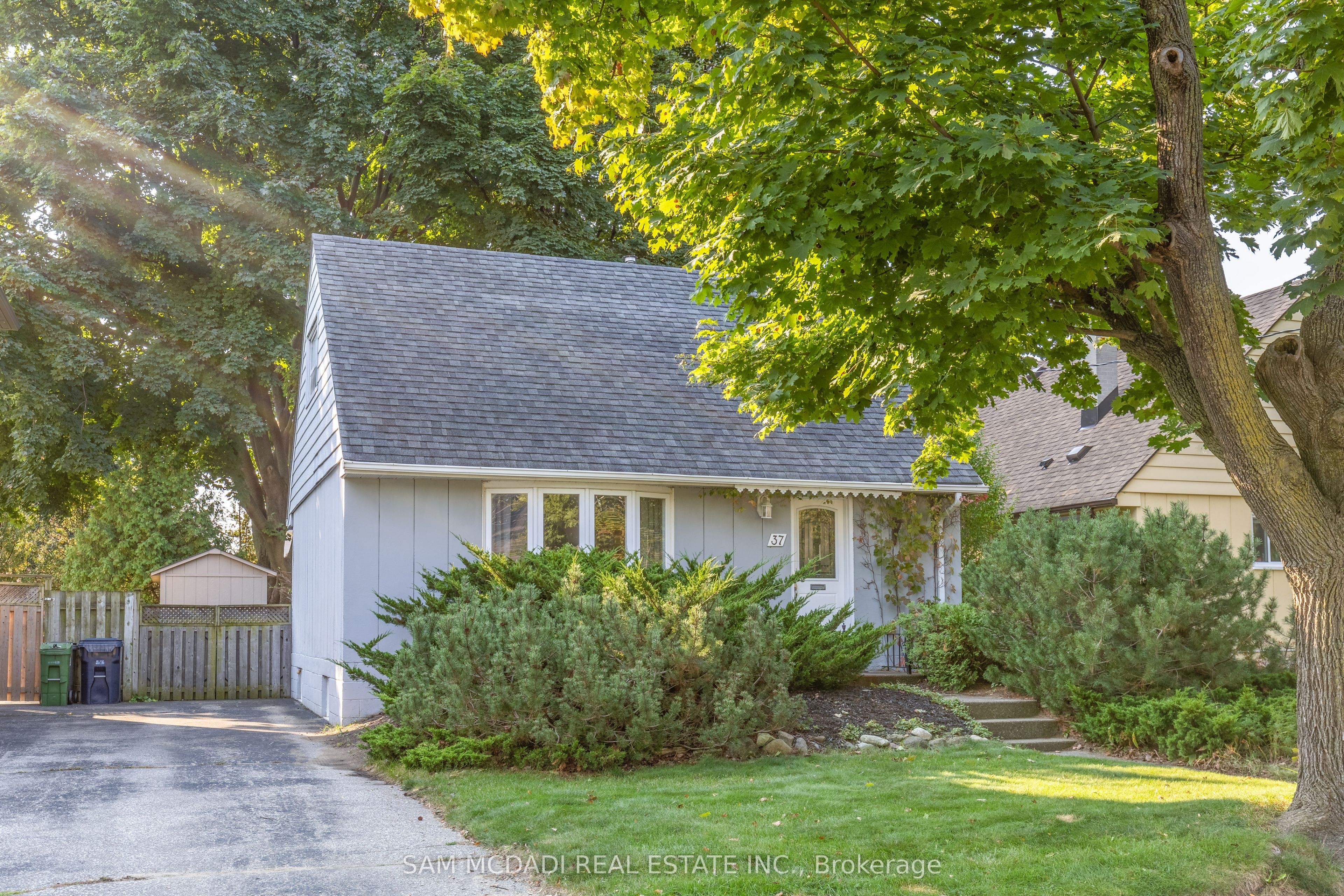 37 Mitcham Drive