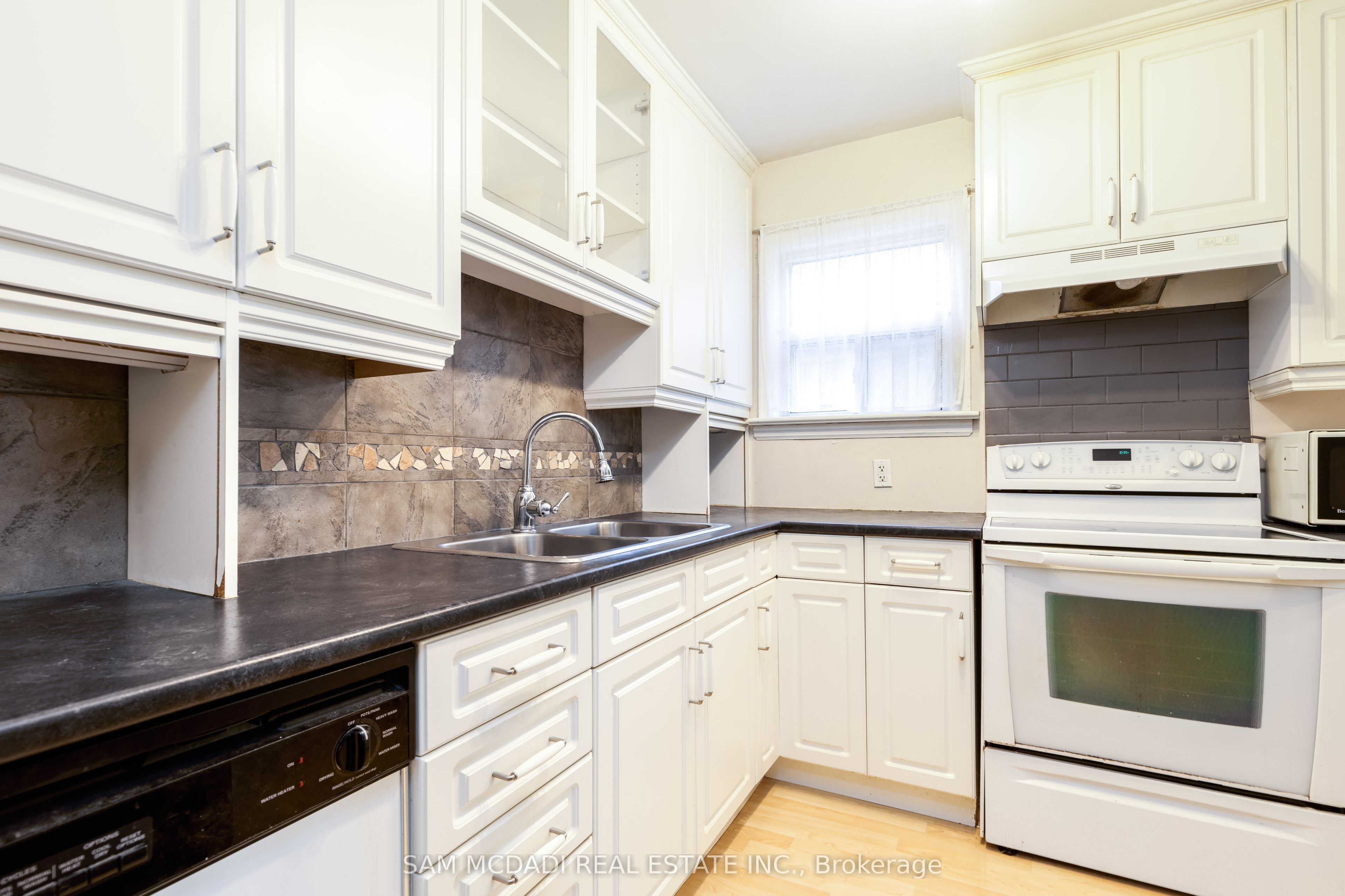 37 Mitcham Drive