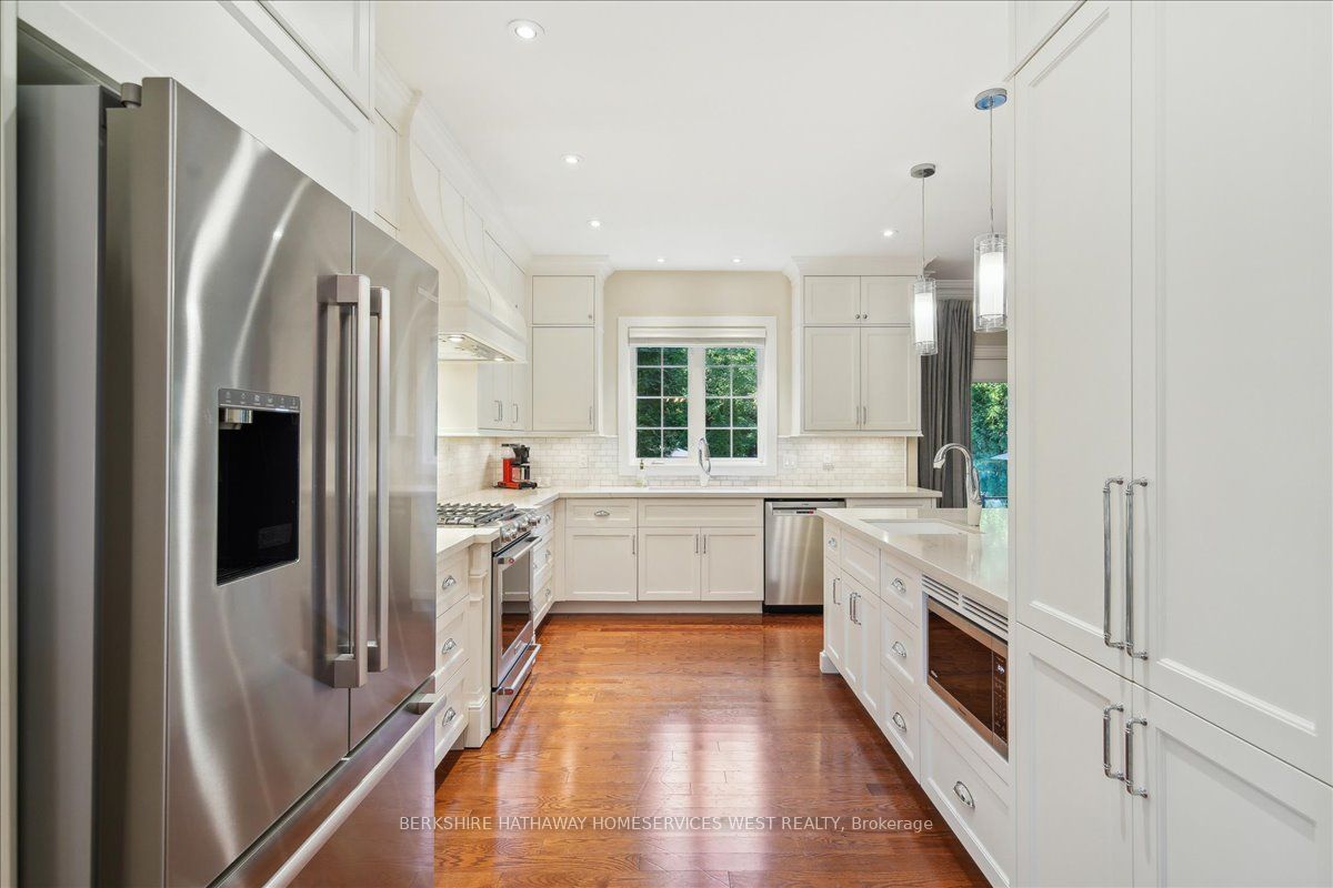 3021 Woodland Park Drive