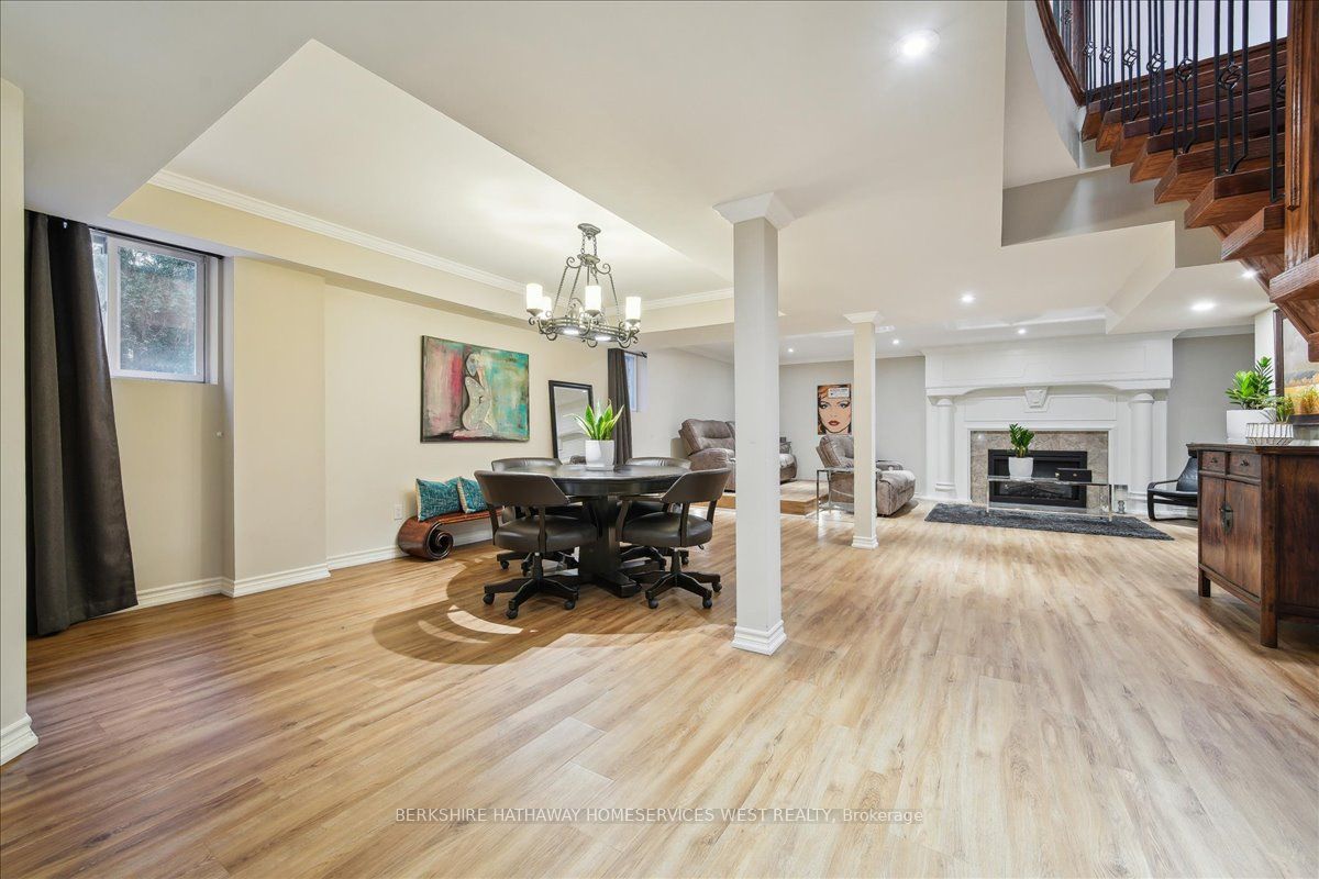 3021 Woodland Park Drive