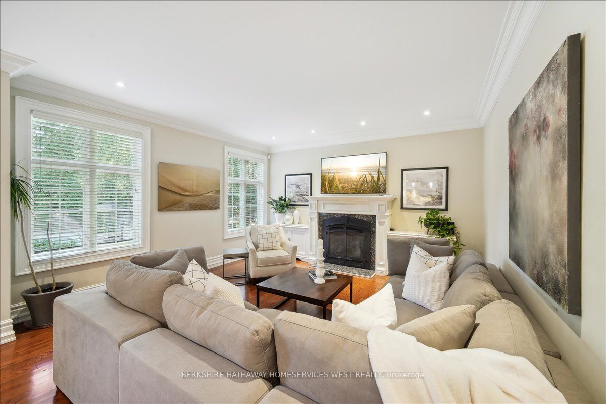3021 Woodland Park Drive