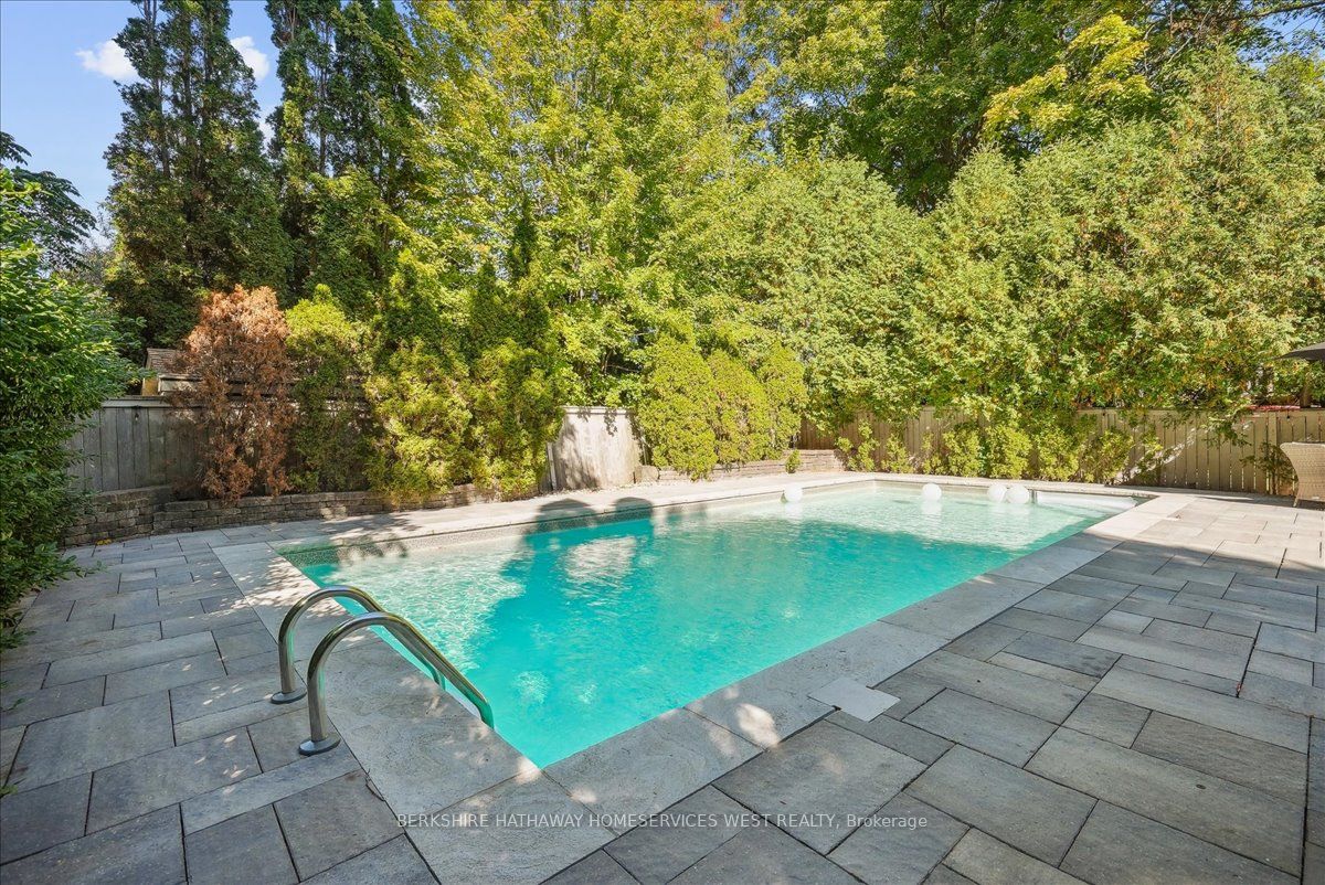 3021 Woodland Park Drive