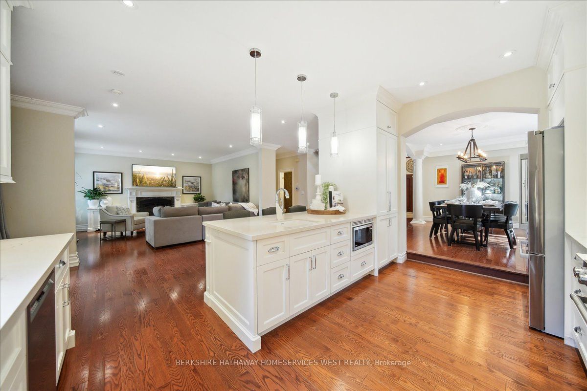 3021 Woodland Park Drive