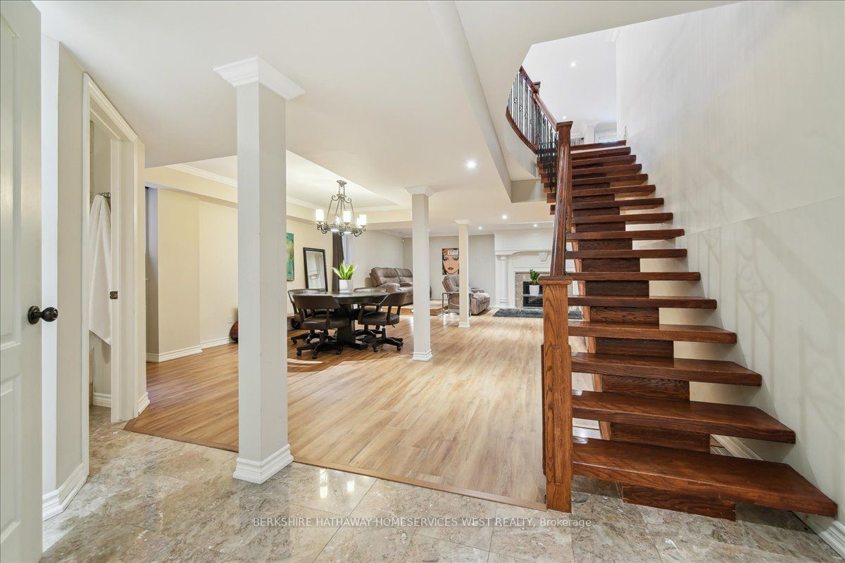 3021 Woodland Park Drive