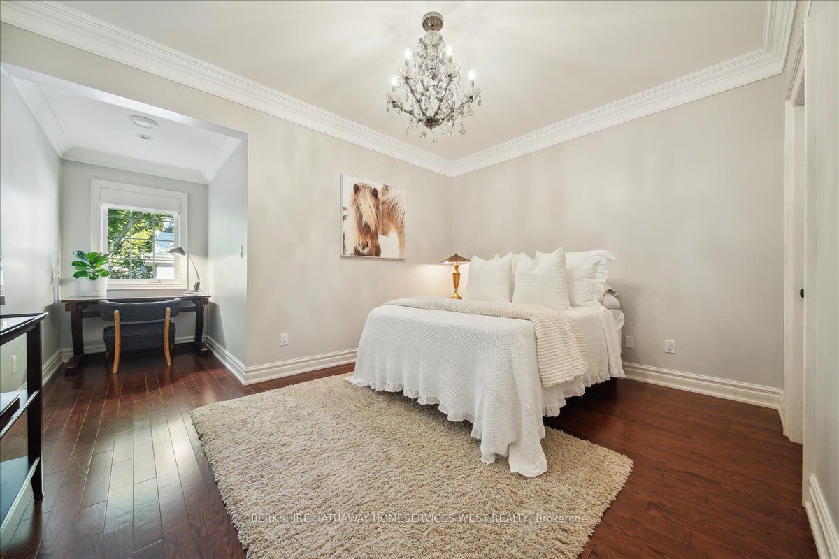 3021 Woodland Park Drive