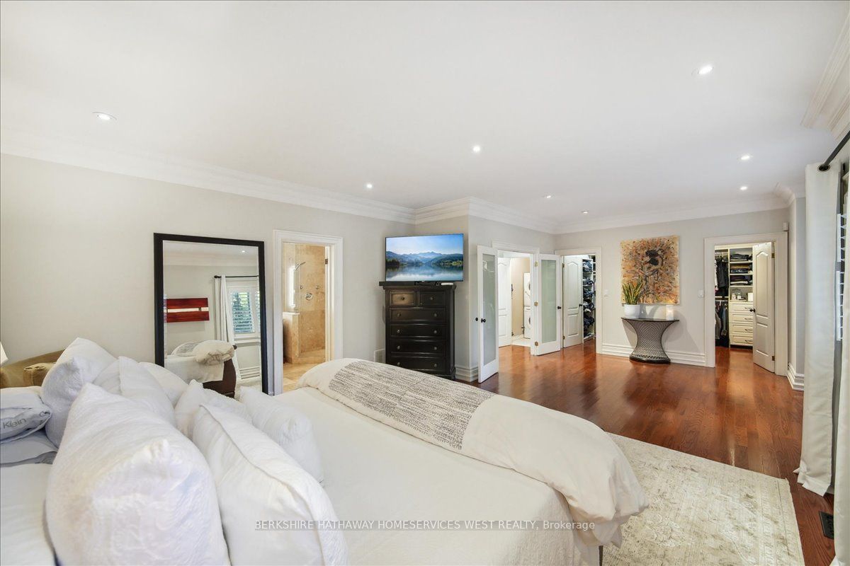 3021 Woodland Park Drive
