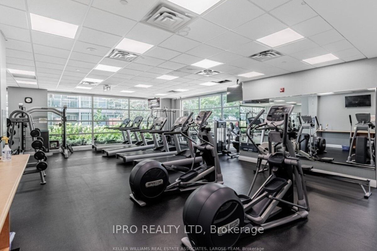 155 Legion Road N, #1814