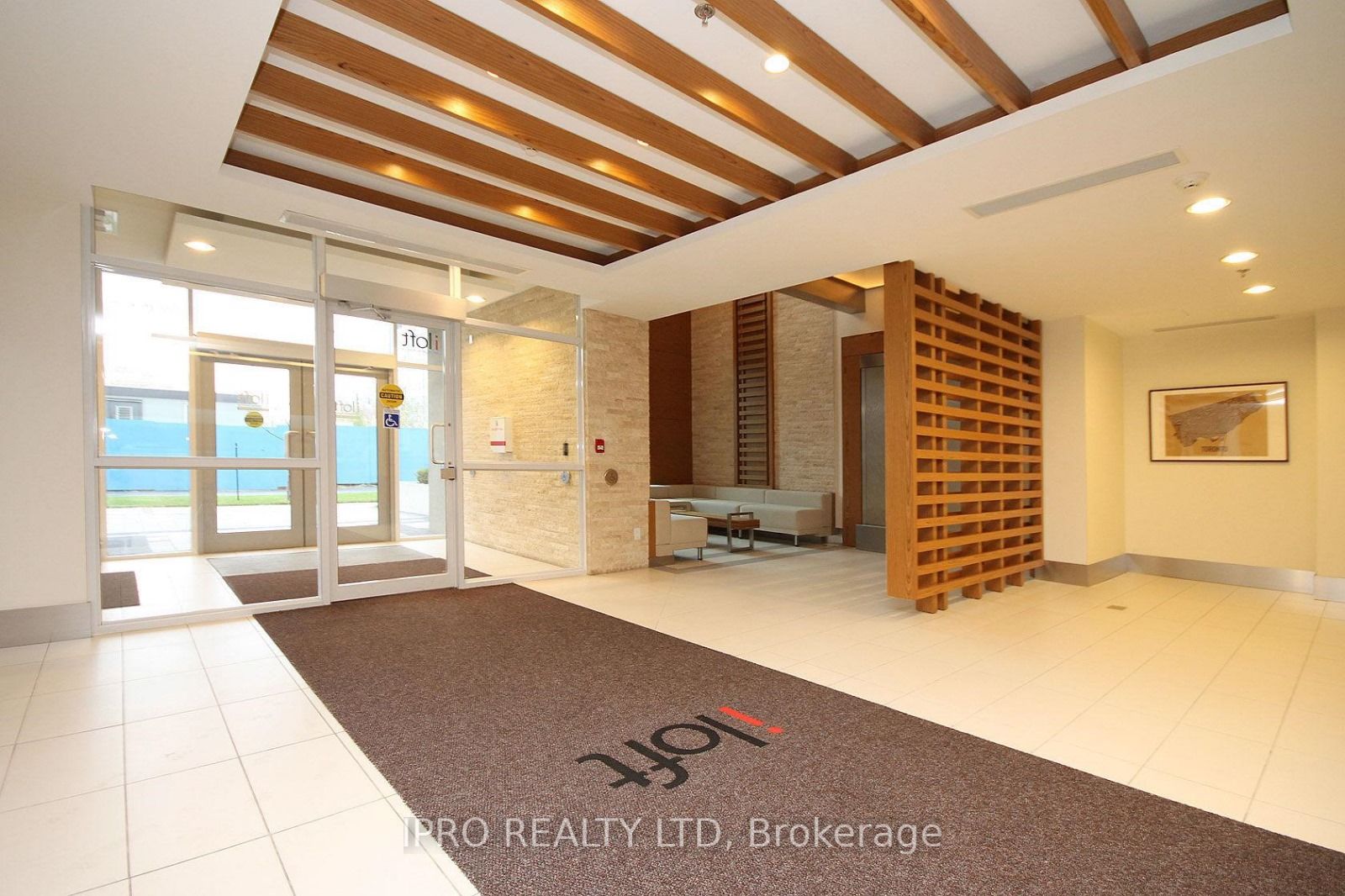 155 Legion Road N, #1814