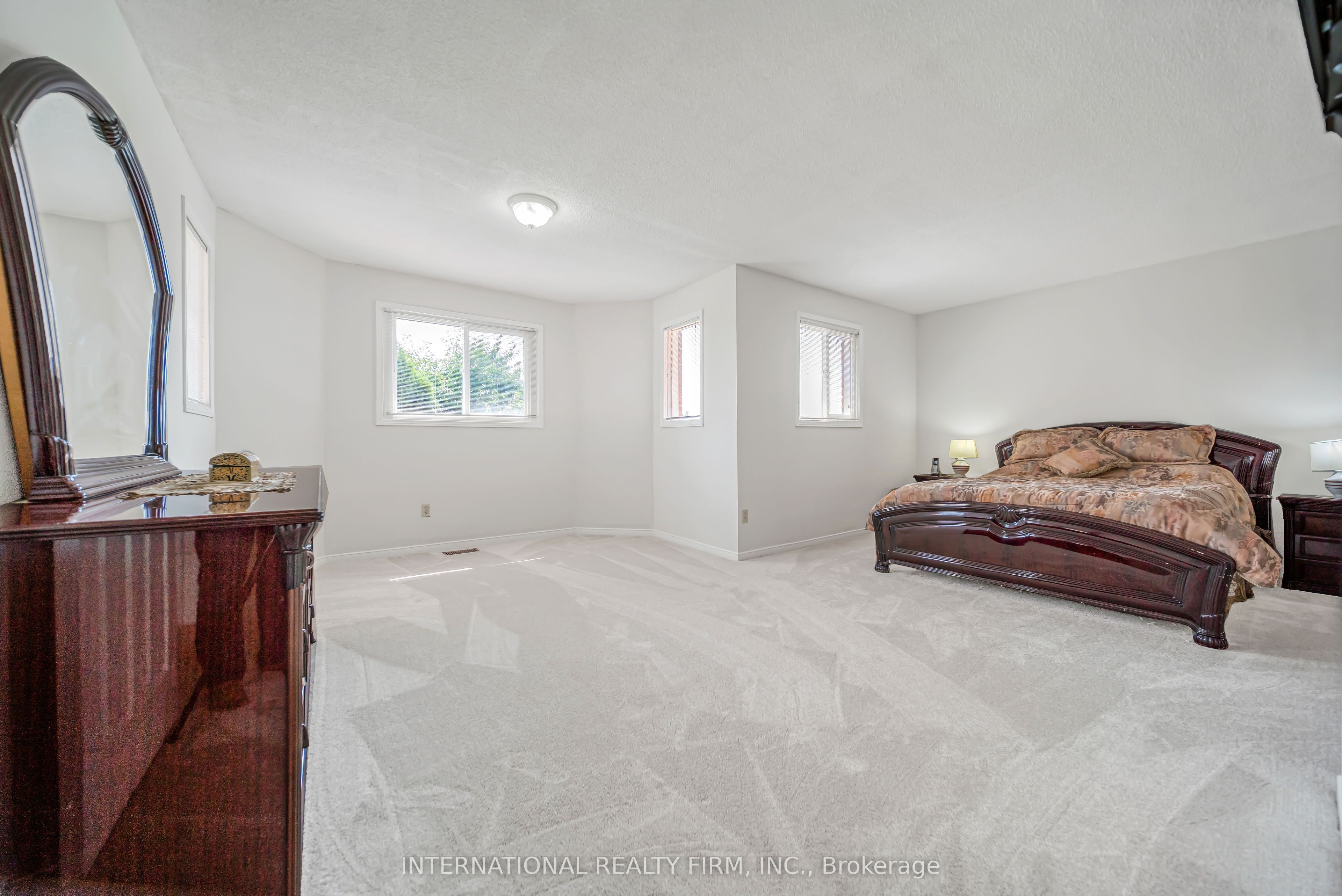 6219 Camgreen Circle