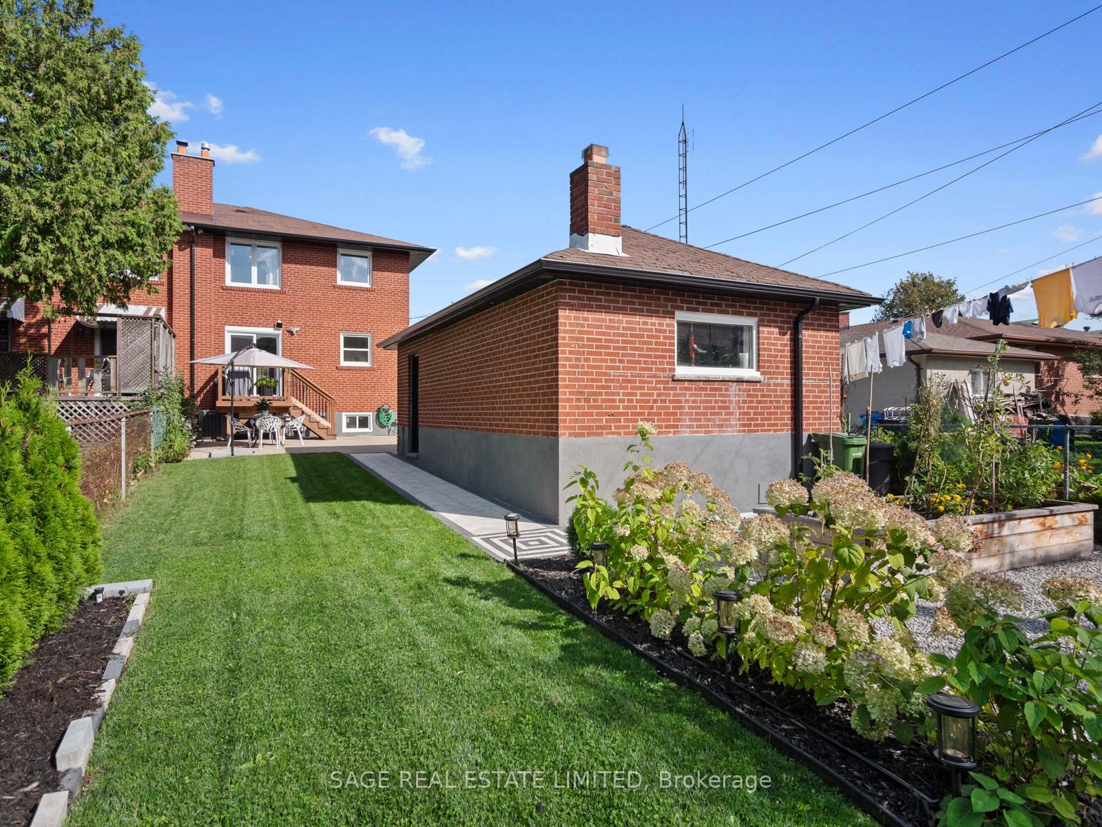 46 Foch Avenue