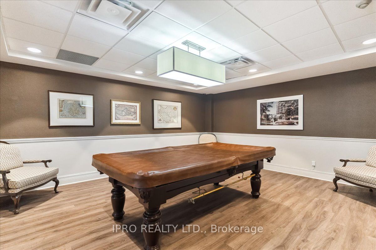 55 Kingsbridge Garden Circle, #613