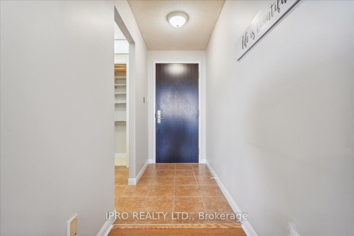 55 Kingsbridge Garden Circle, #613