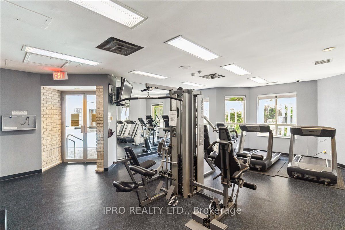55 Kingsbridge Garden Circle, #613