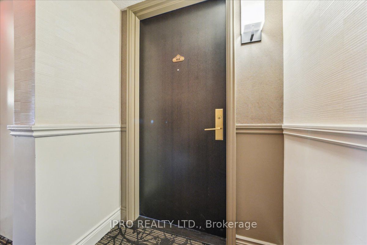 55 Kingsbridge Garden Circle, #613
