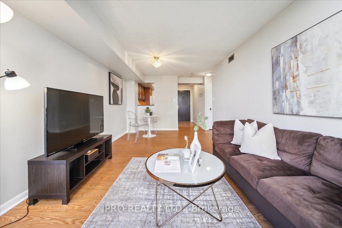55 Kingsbridge Garden Circle, #613