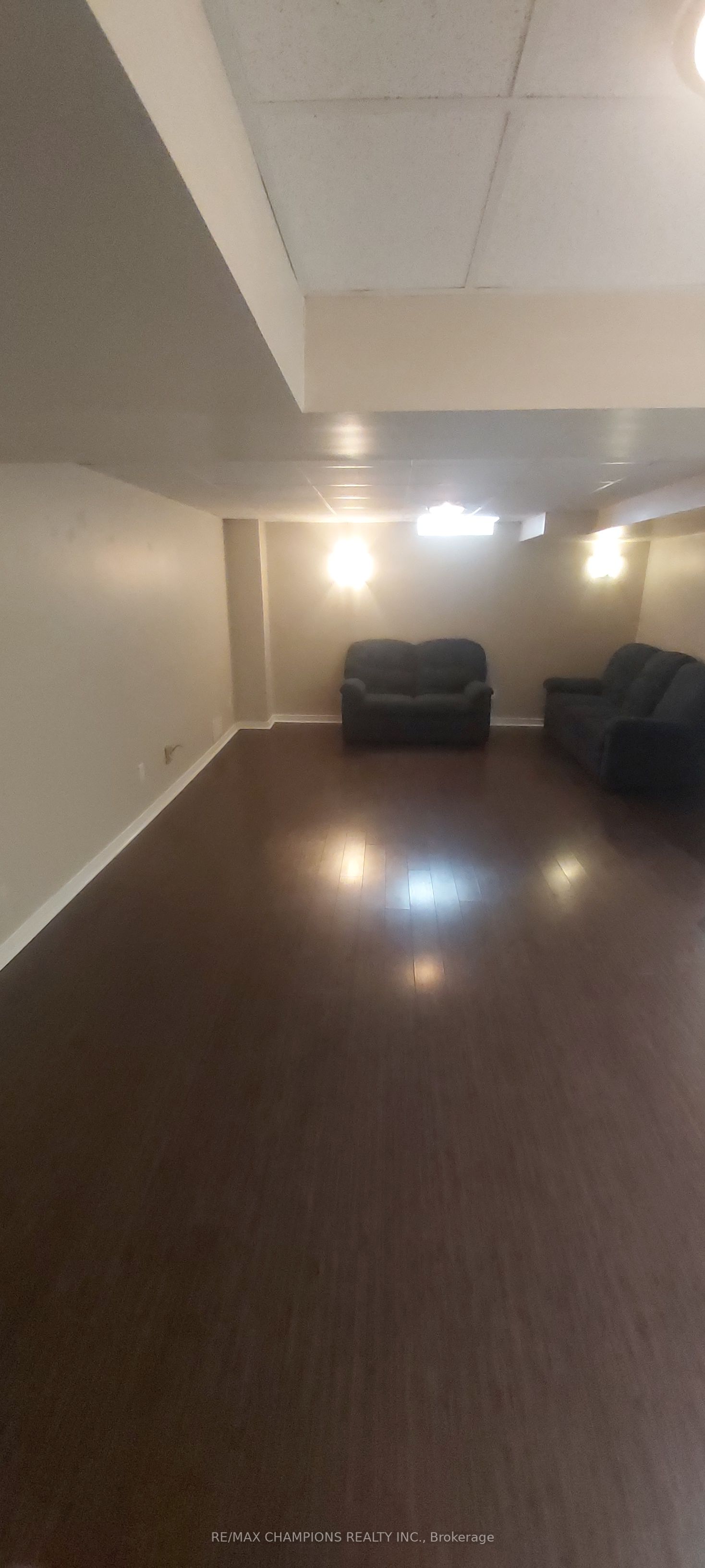 152 Queen Mary Drive