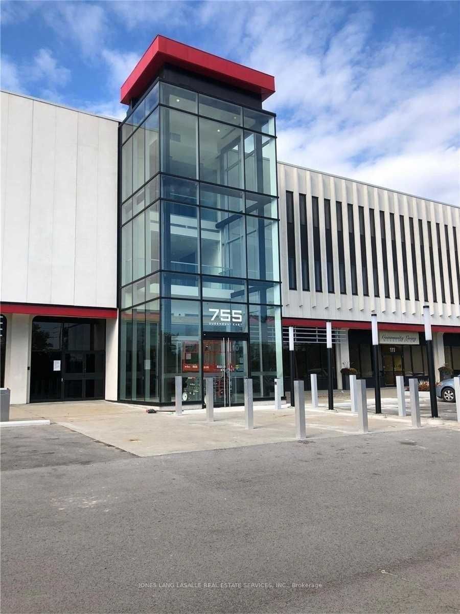 755 Queensway E, #206