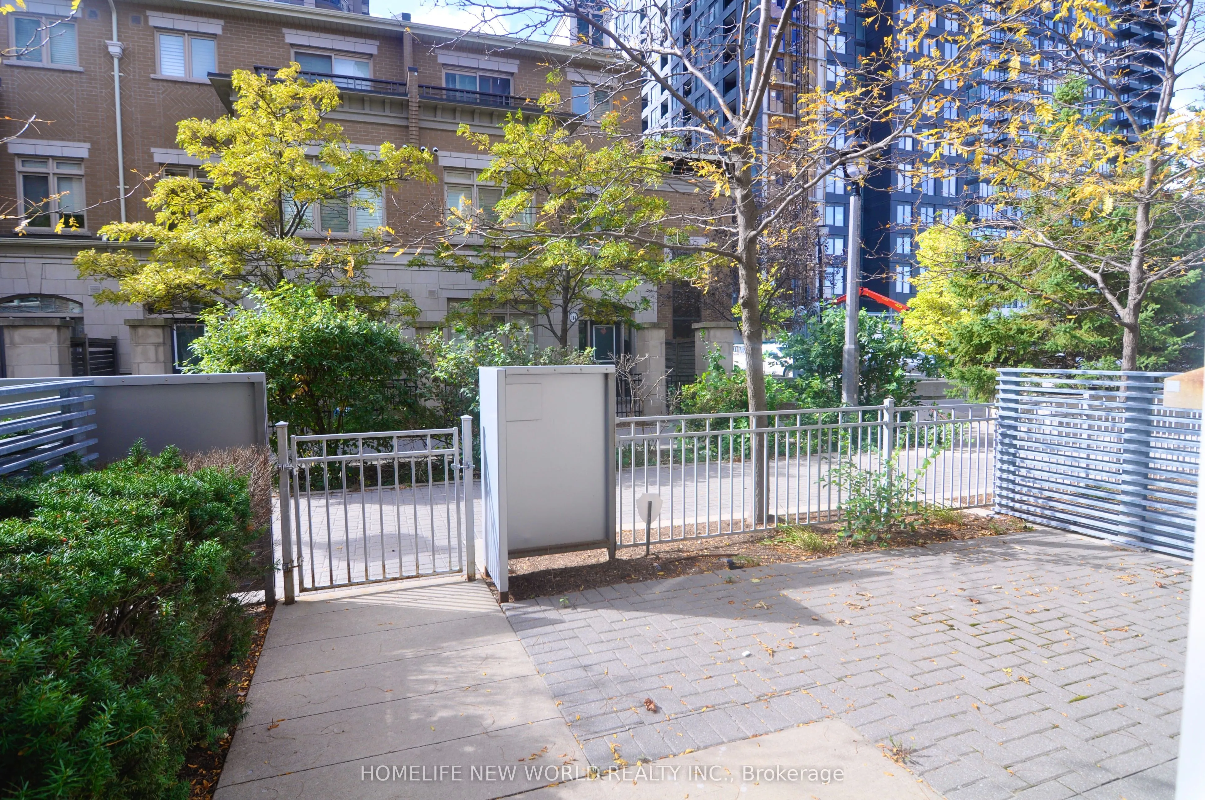 370 Square One Drive, #Th5