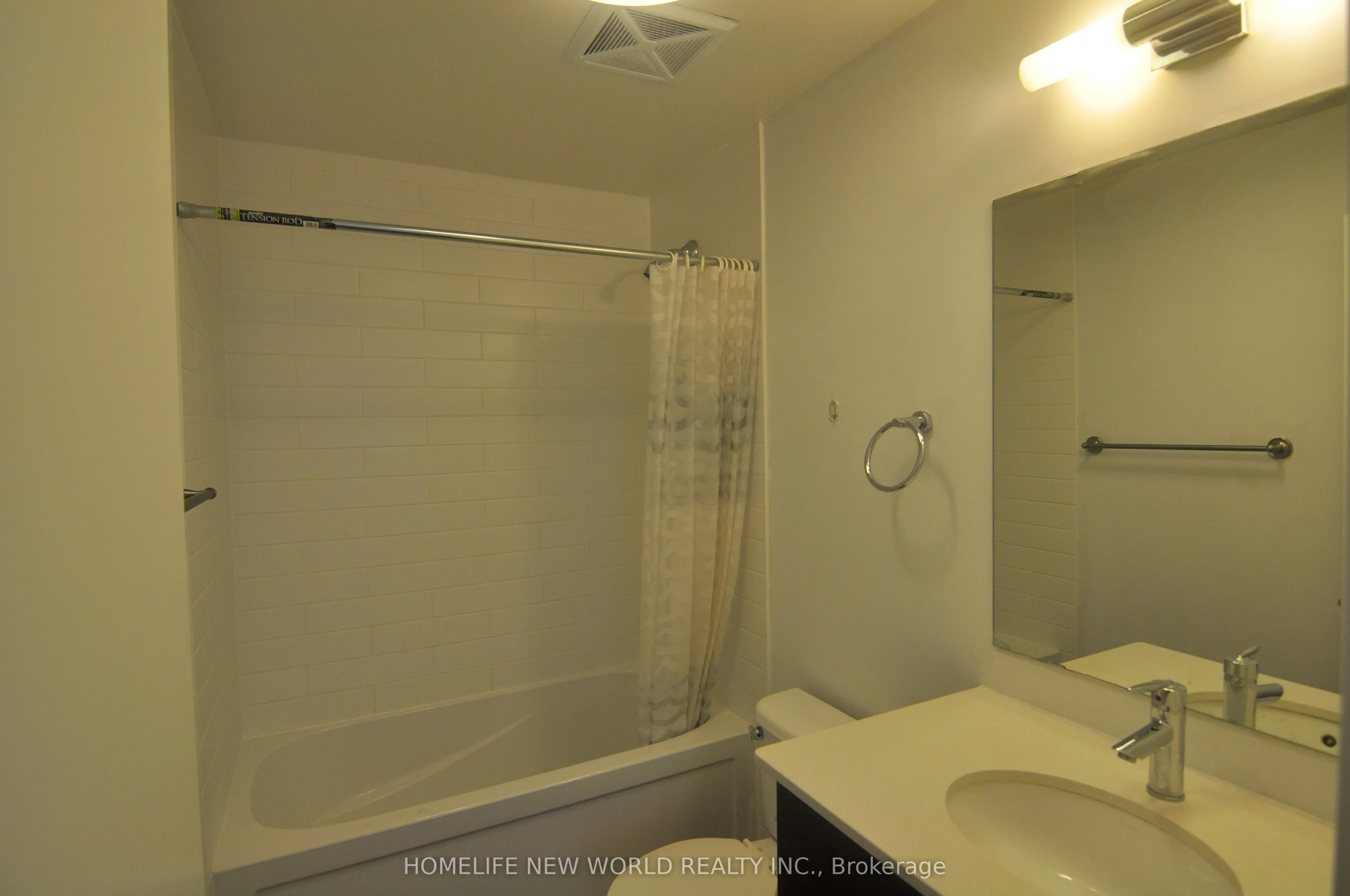 370 Square One Drive, #Th5