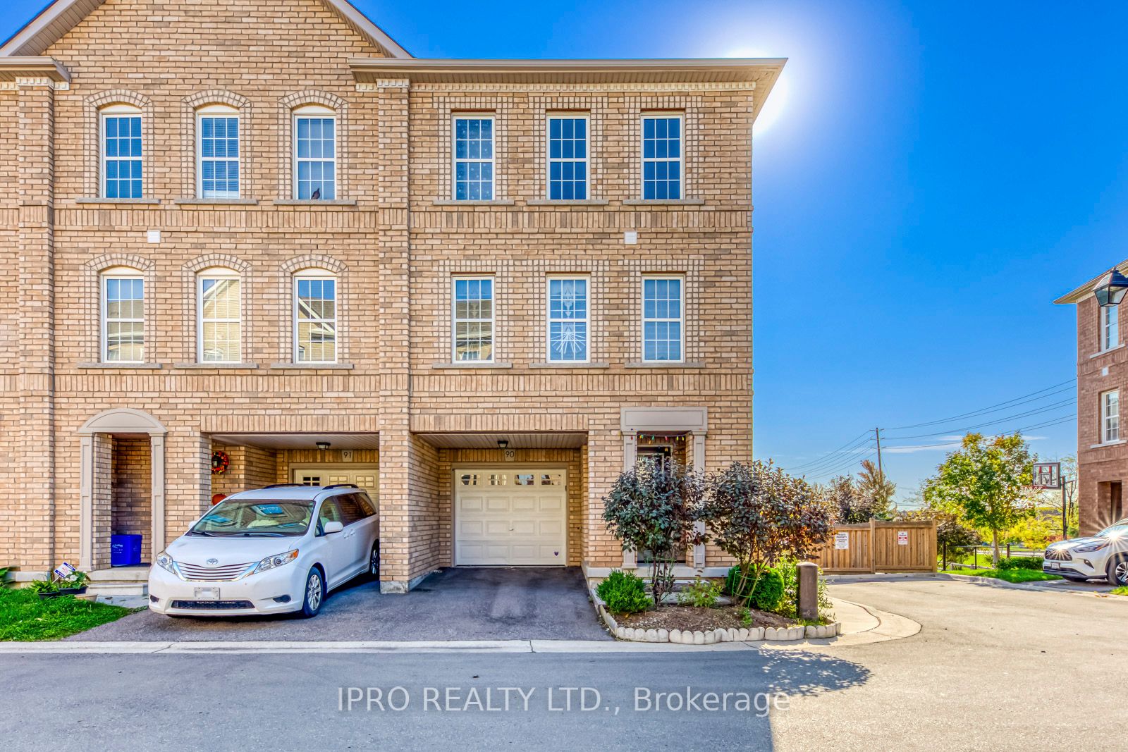 2280 Baronwood Drive, #90